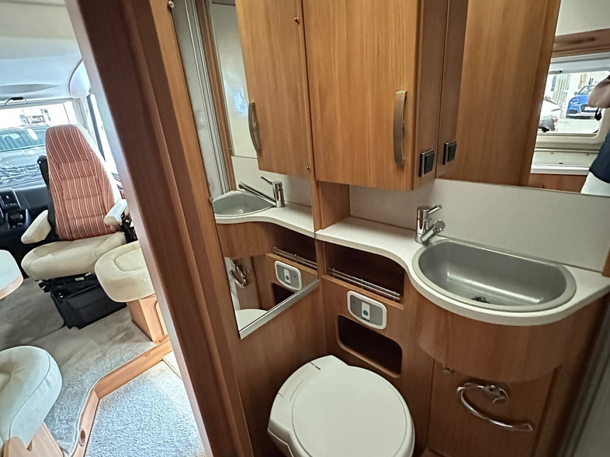 Hymer EX 688 Långbäddar taksäng fint skick, bild 16 av 28