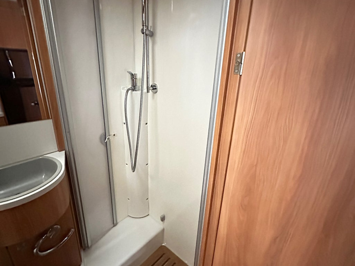 Hymer EX 688 Långbäddar taksäng fint skick, bild 18 av 28