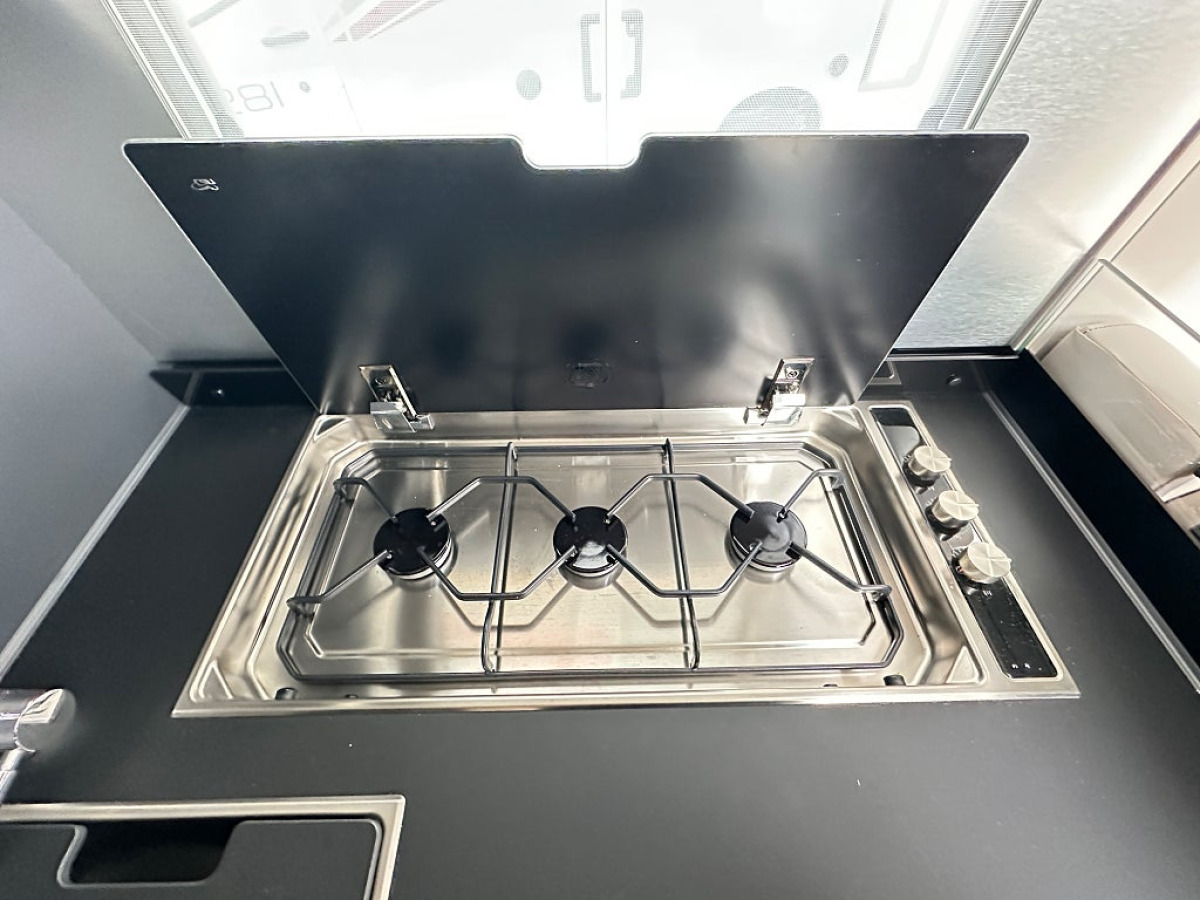 Adria 670SL Mercedes Coral Supreme 9G-Tronic Automat 170Hk 275 Mil, bild 17 av 36