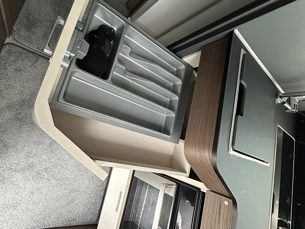 Adria 670SL Mercedes Coral Supreme 9G-Tronic Automat 170Hk 275 Mil, bild 20 av 36