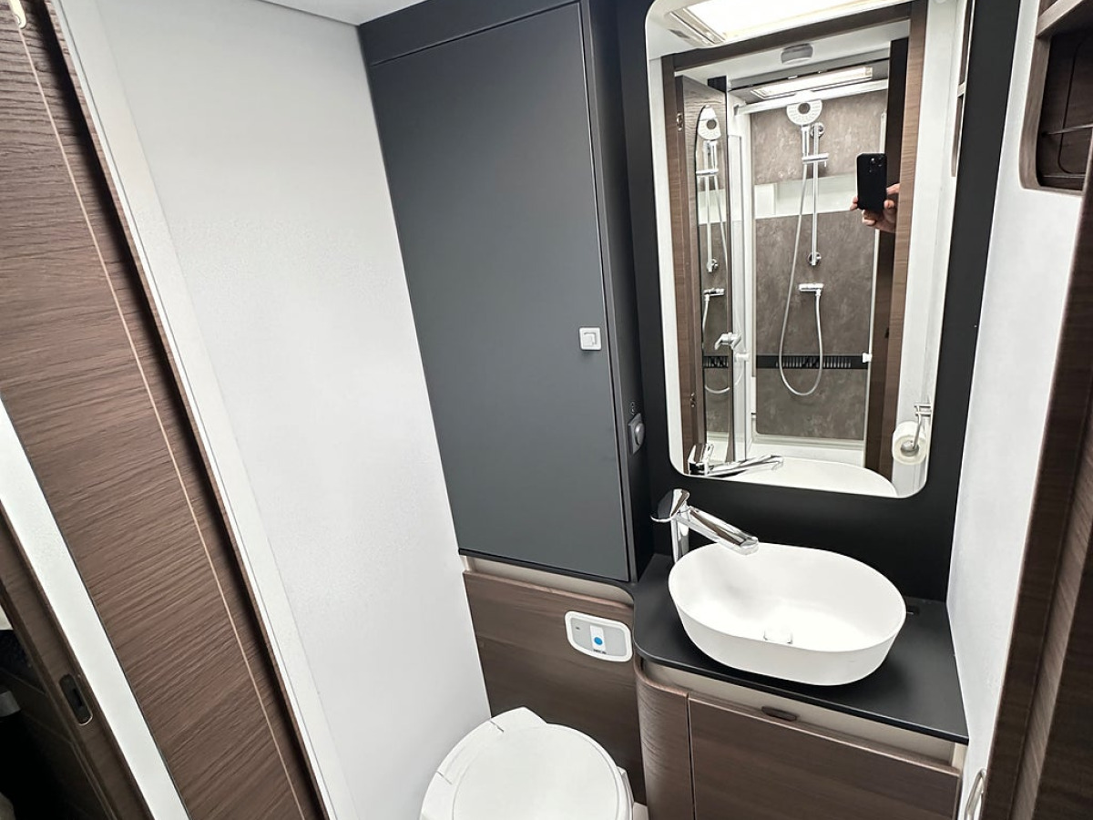Adria 670SL Mercedes Coral Supreme 9G-Tronic Automat 170Hk 275 Mil, bild 25 av 36