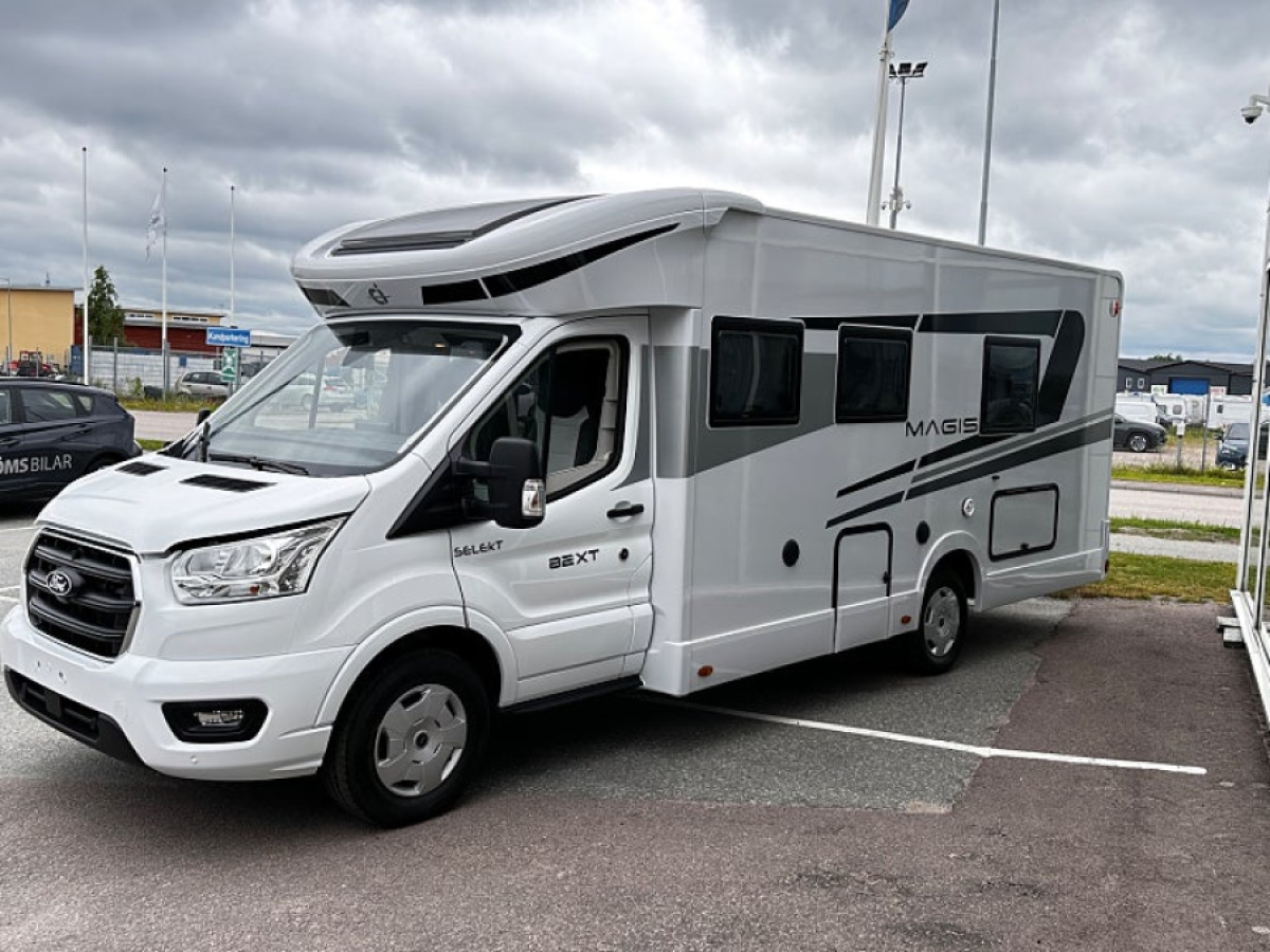 Ci Magis 82 XT Alde värme, långbädd, taksäng, Automat 8G 0,99 Ränt, bild 3 av 22