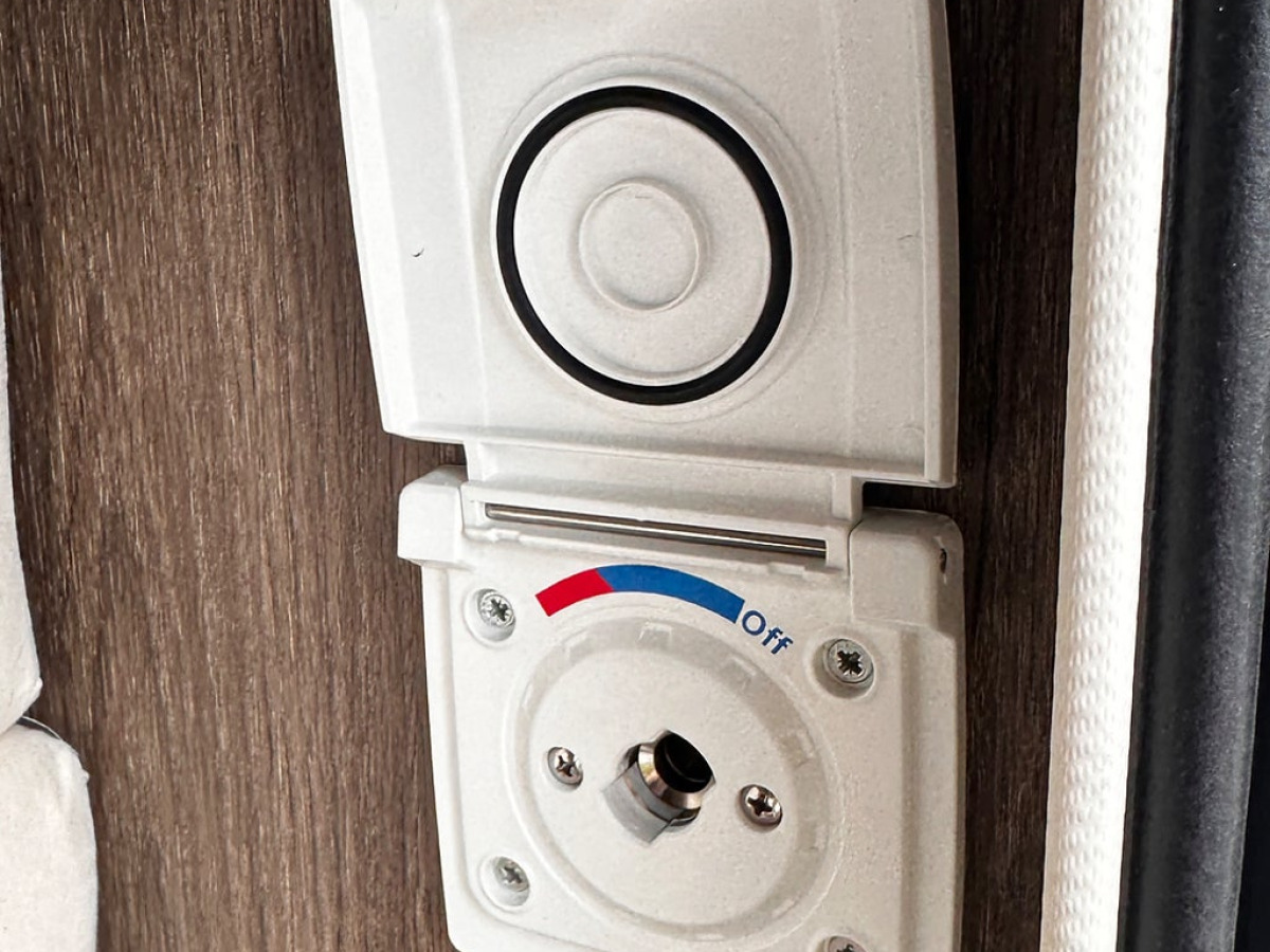 Ci Magis 82 XT Alde värme, långbädd, taksäng, Automat 8G 0,99 Ränt, bild 7 av 22