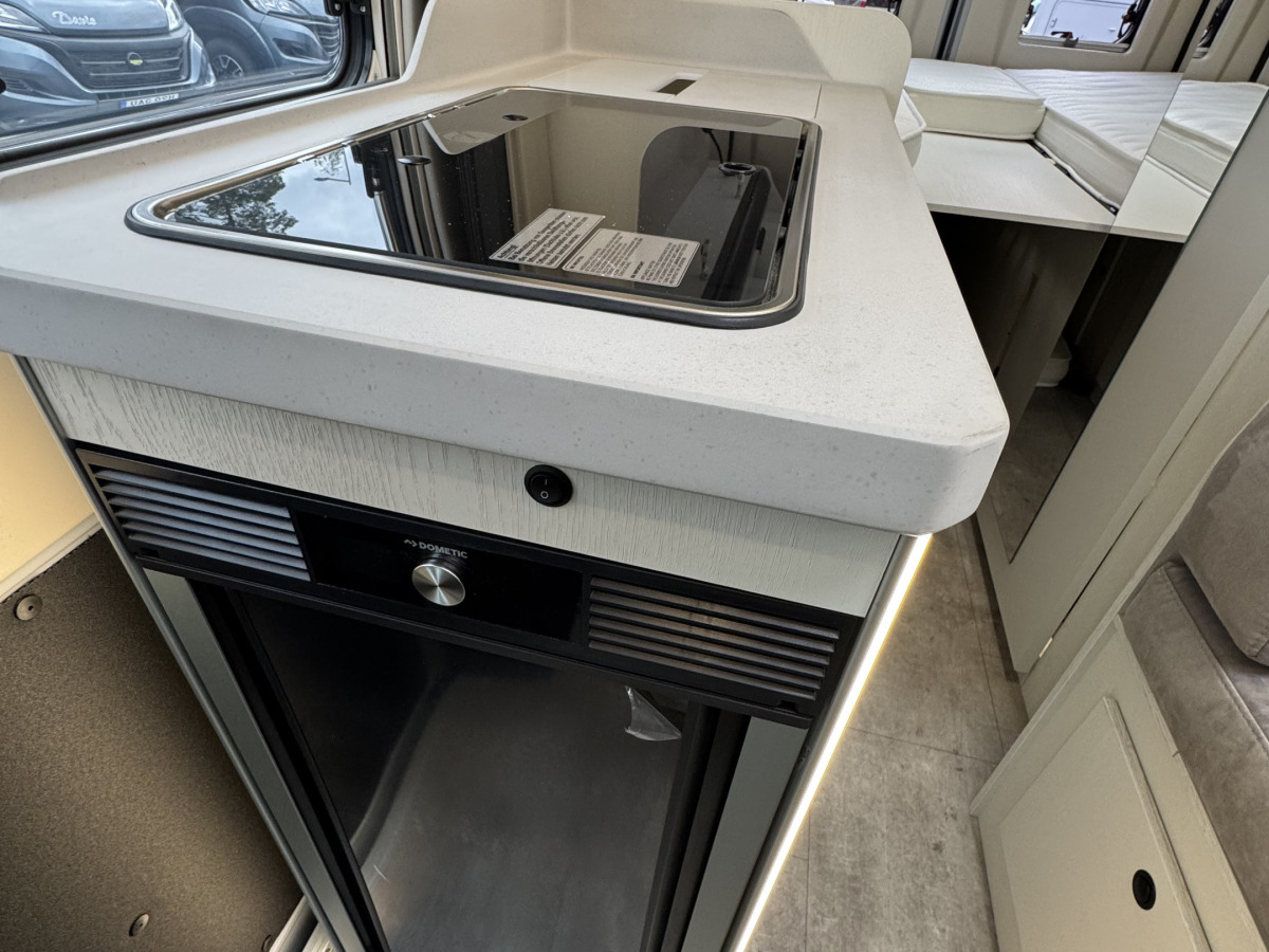 Karmann Davis 600 Lifestyle- Extra Öppet Ördag o Söndag-, bild 7 av 15