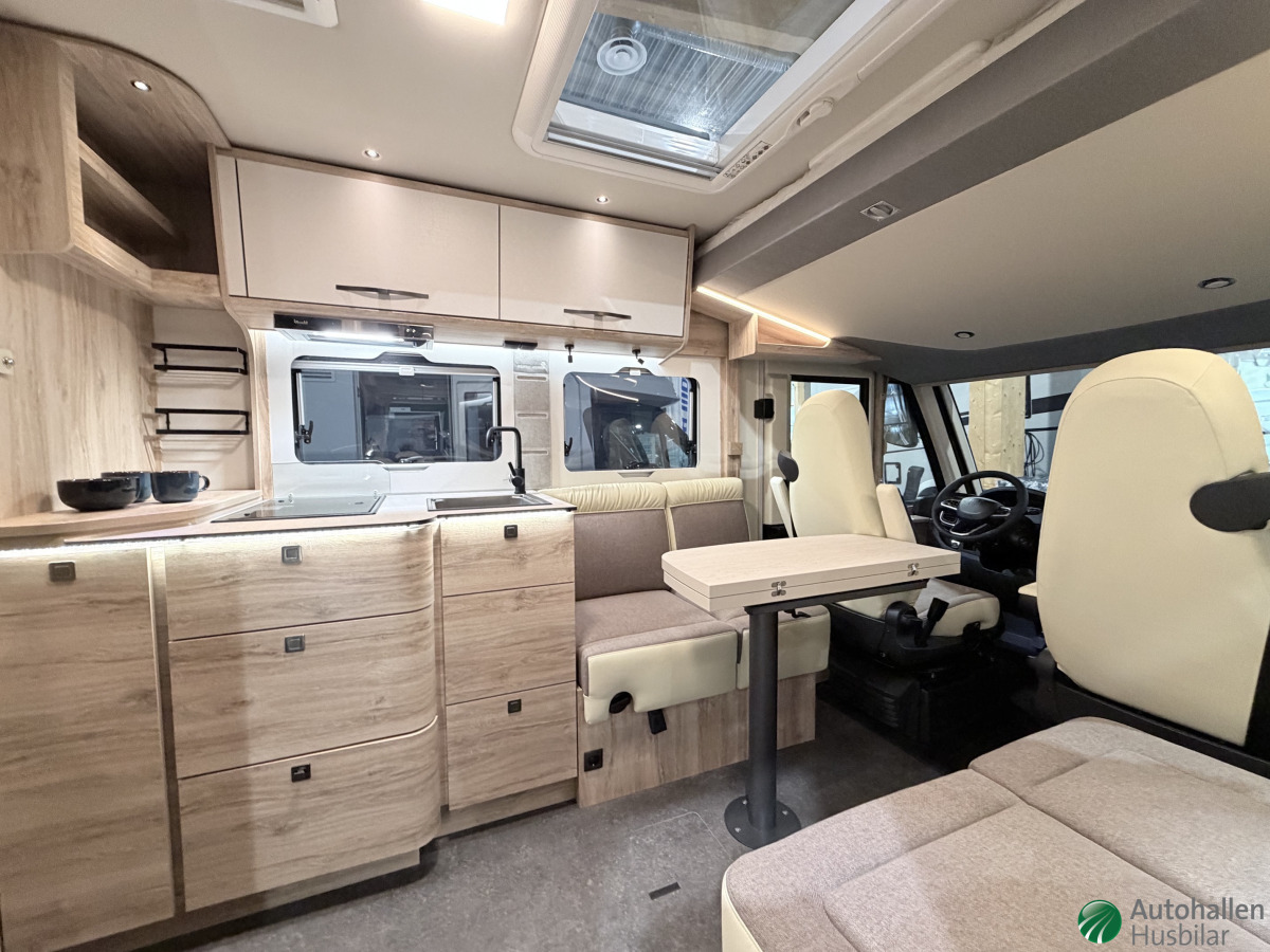 Eura Mobil Integra Line 730 EF FIAT, bild 7 av 9