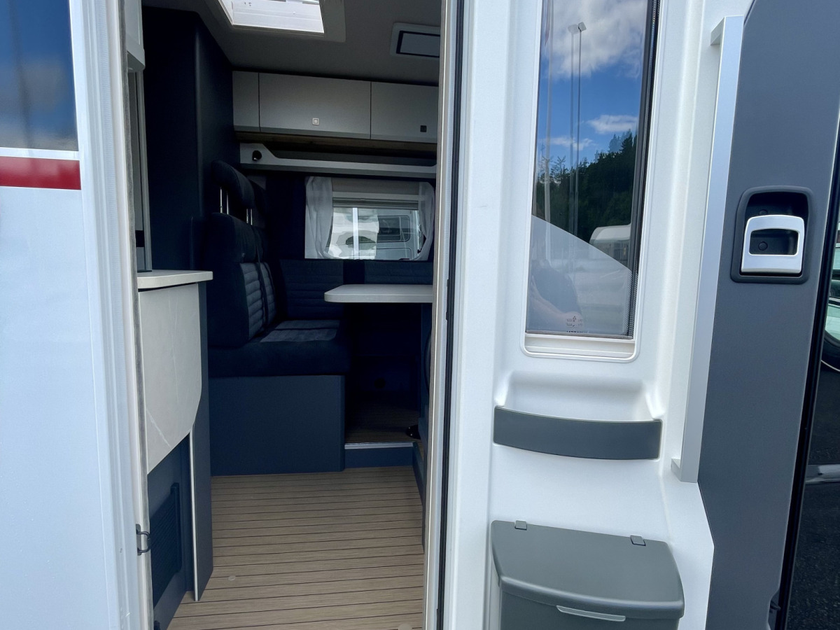 Hobby Prestige T 710 GE - SverigepaketSafetypaket - SPARA 54 000 kr på Elmia-kampanj, bild 4 av 17
