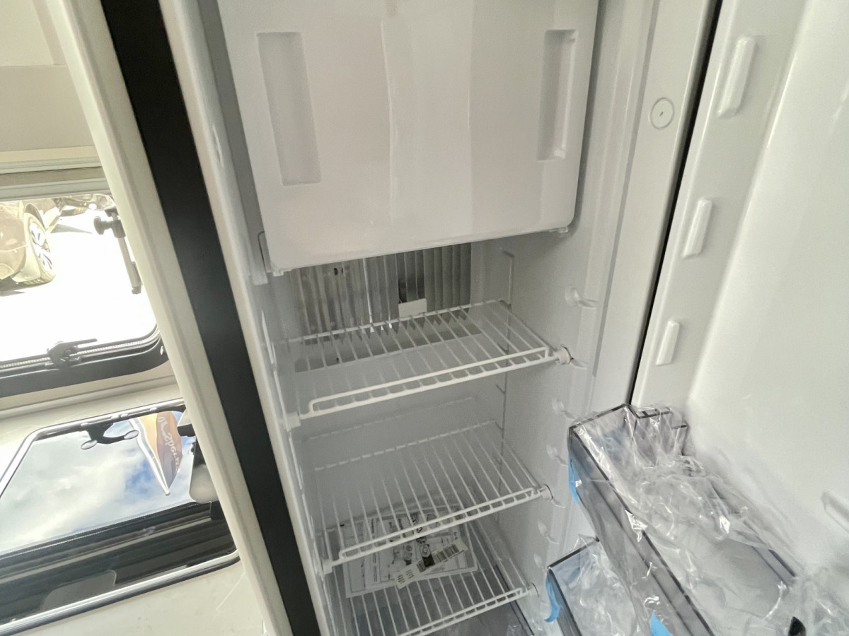 Hobby Prestige T 710 GE - SverigepaketSafetypaket - SPARA 54 000 kr på Elmia-kampanj, bild 13 av 17
