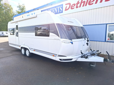 Hobby 620 CL PRESTIGE, Alde, Långbäddar, Solpanel, Markis med sidor, Ugn