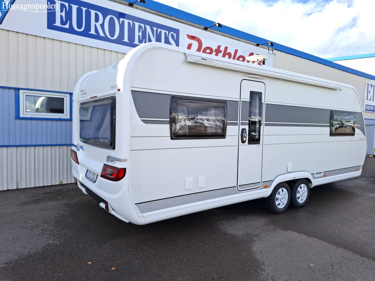 Hobby 620 CL PRESTIGE, Alde, Långbäddar, Solpanel, Markis med sidor, Ugn, bild 2 av 11