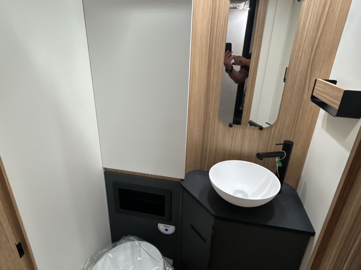 Pilote P740 FGJ Höga Långbäddar, bild 16 av 30