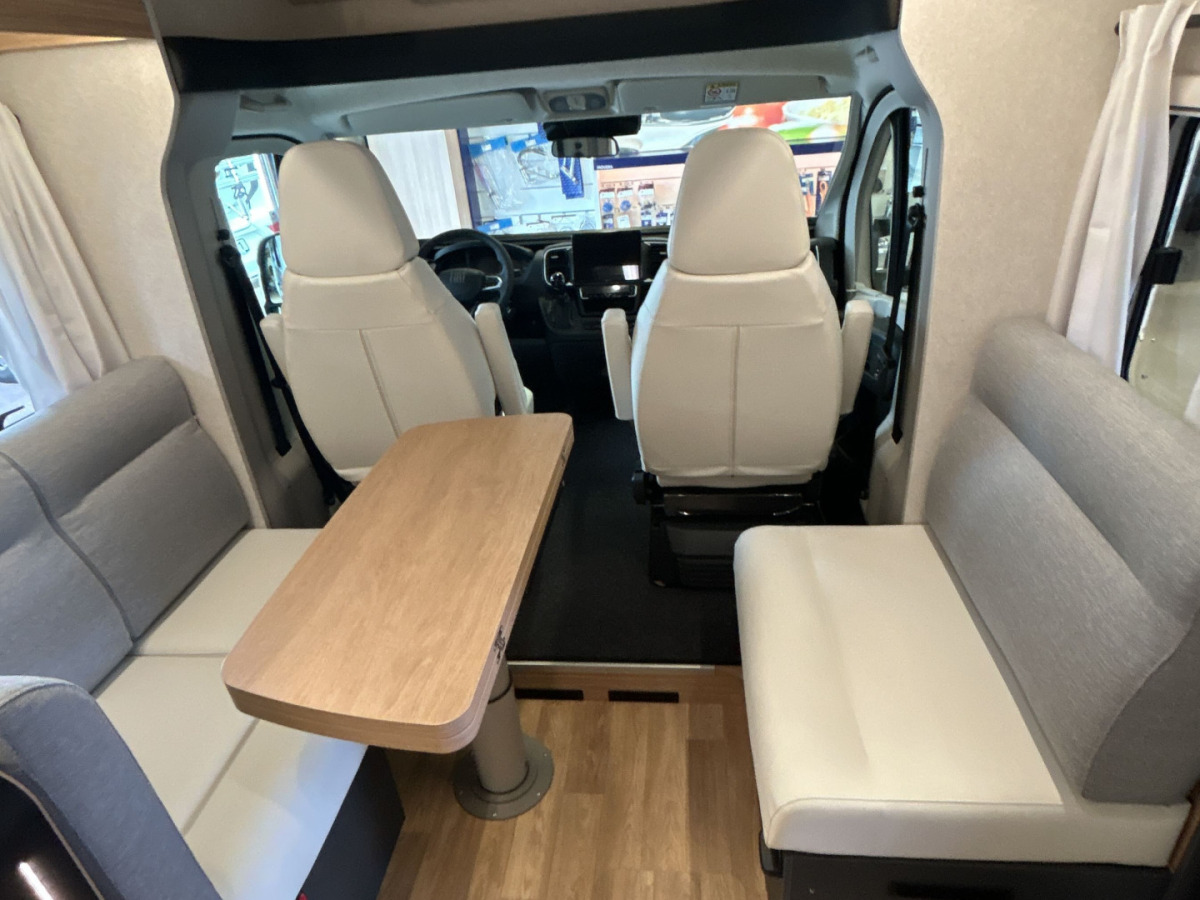 Pilote P740 FGJ Höga Långbäddar, bild 26 av 30
