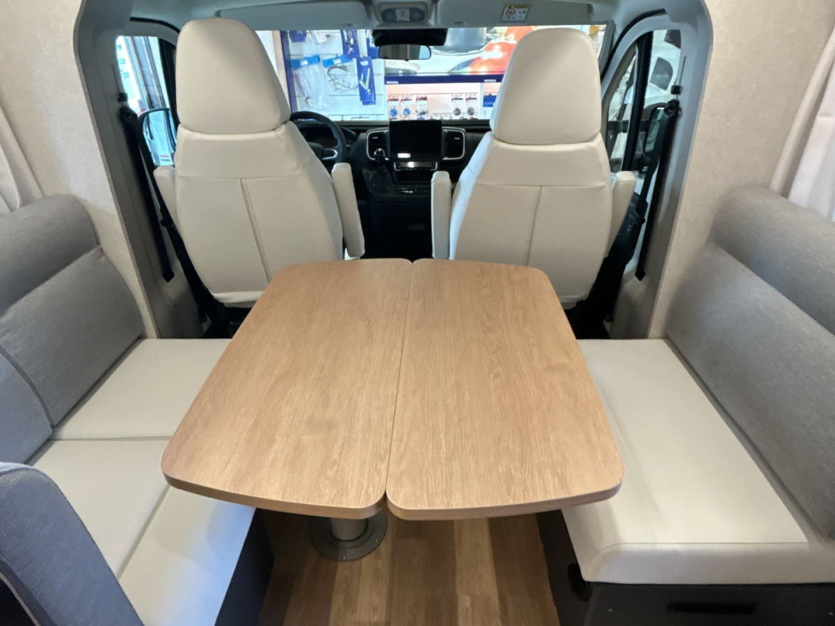 Pilote P740 FGJ Höga Långbäddar, bild 27 av 30