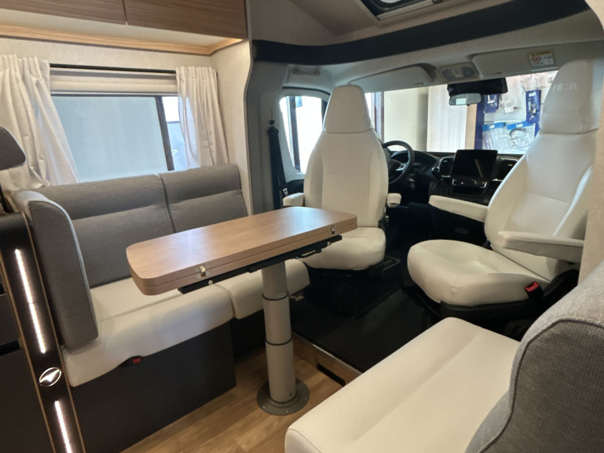 Pilote P740 FGJ Höga Långbäddar, bild 28 av 30