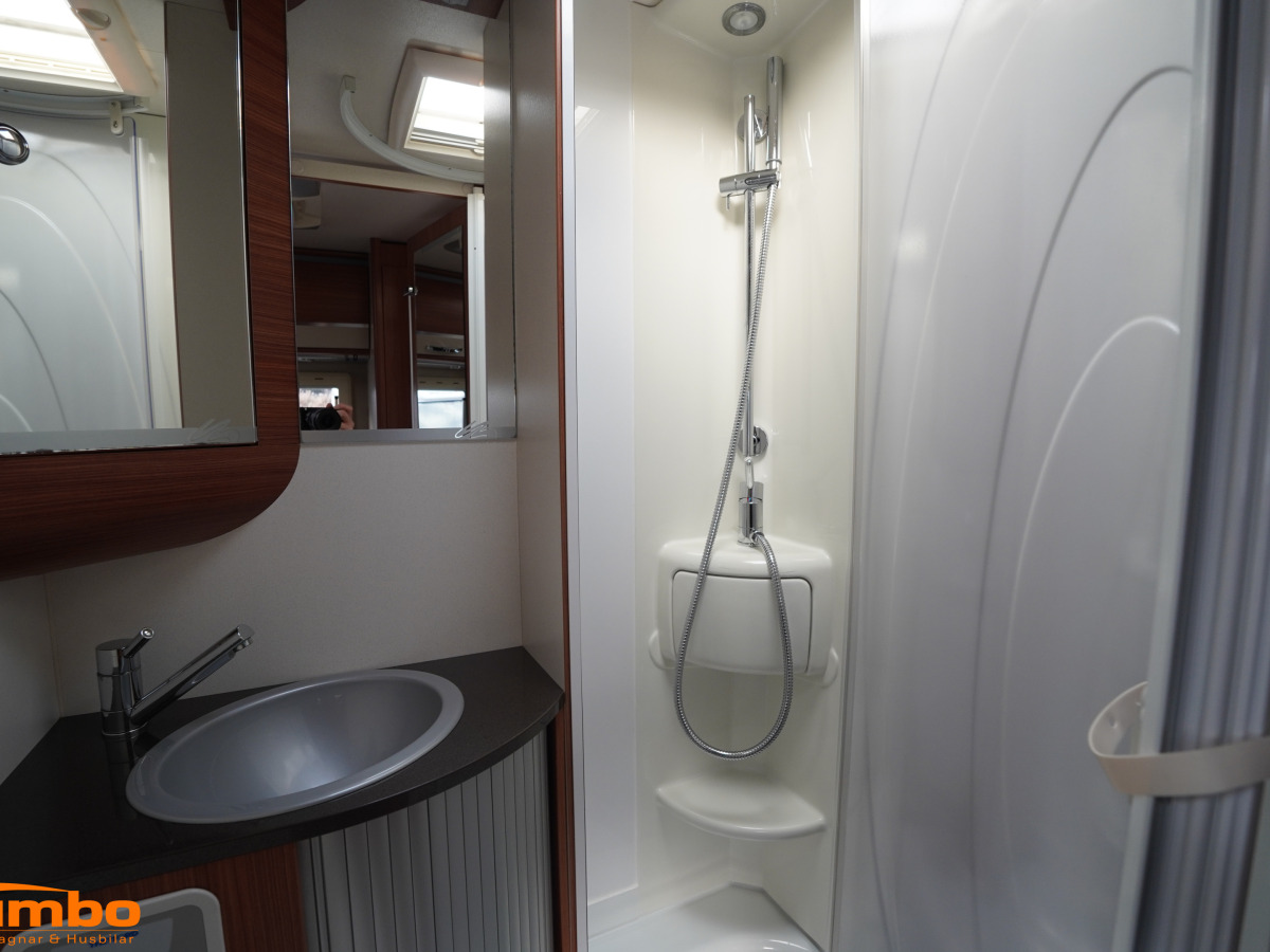 Adria CORAL S 670SL 158hk Kamkedja, bild 10 av 23