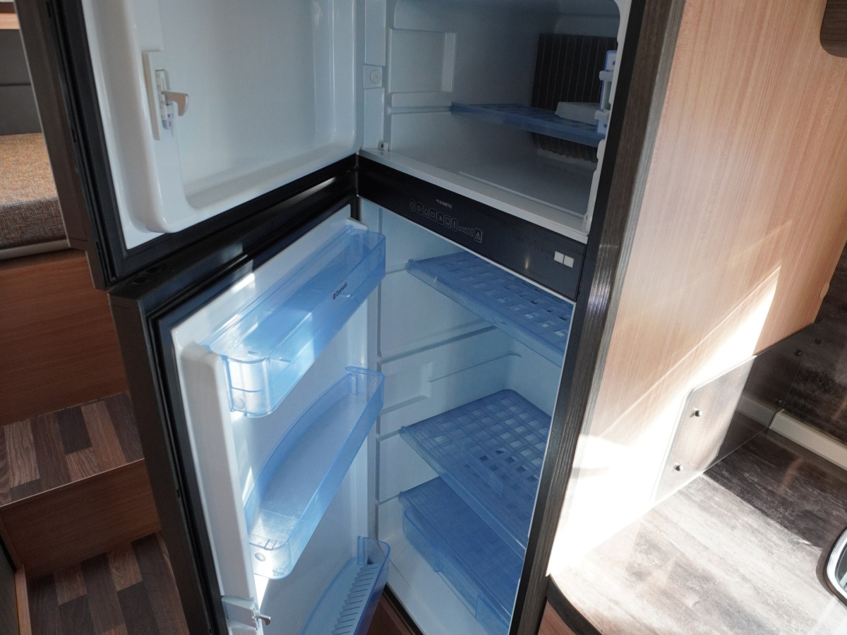 Knaus Sky Wave 700 ACx2 Alde, bild 10 av 18