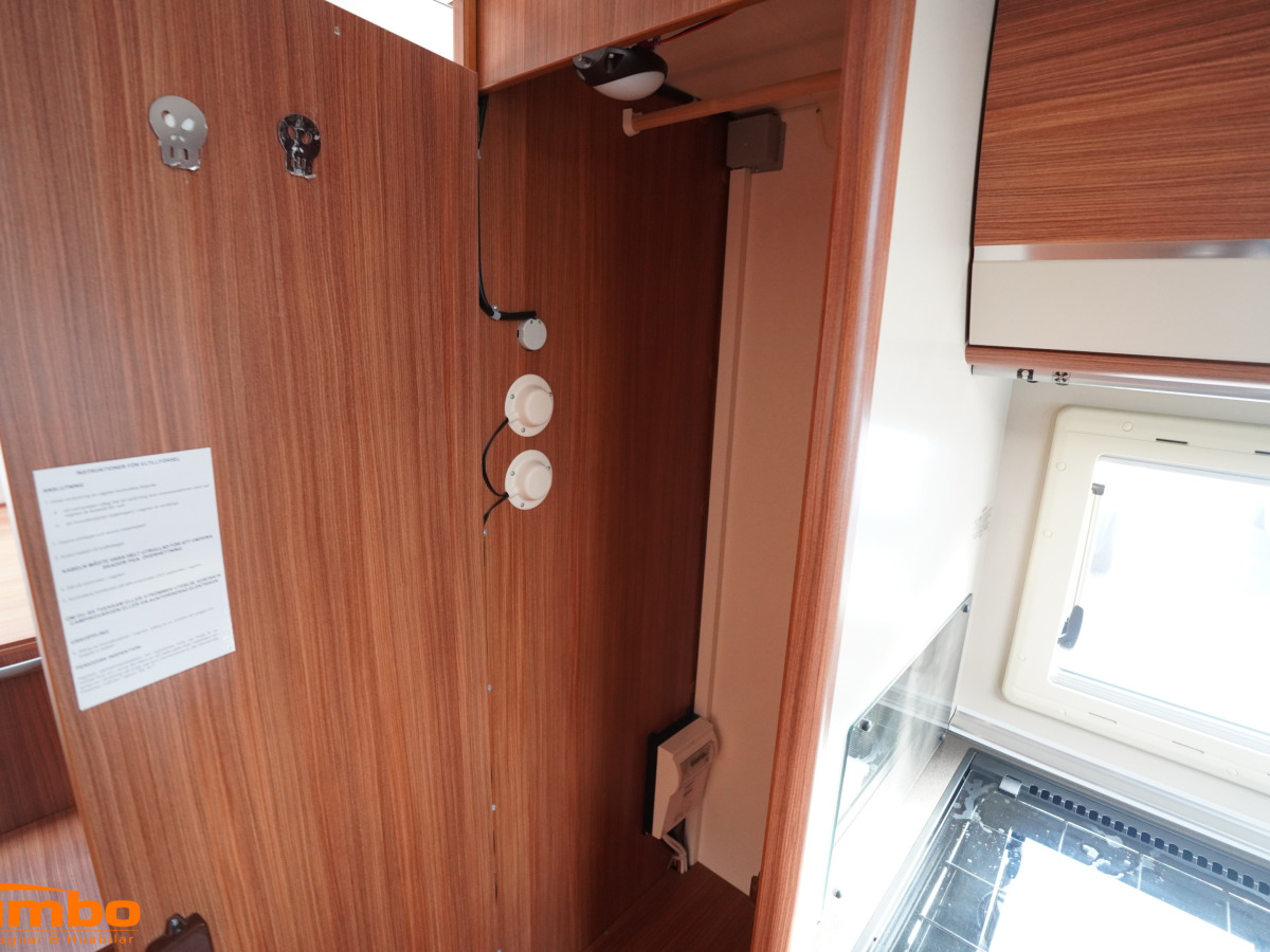 Adria CORAL S 670SL 158hk Kamkedja, bild 17 av 23