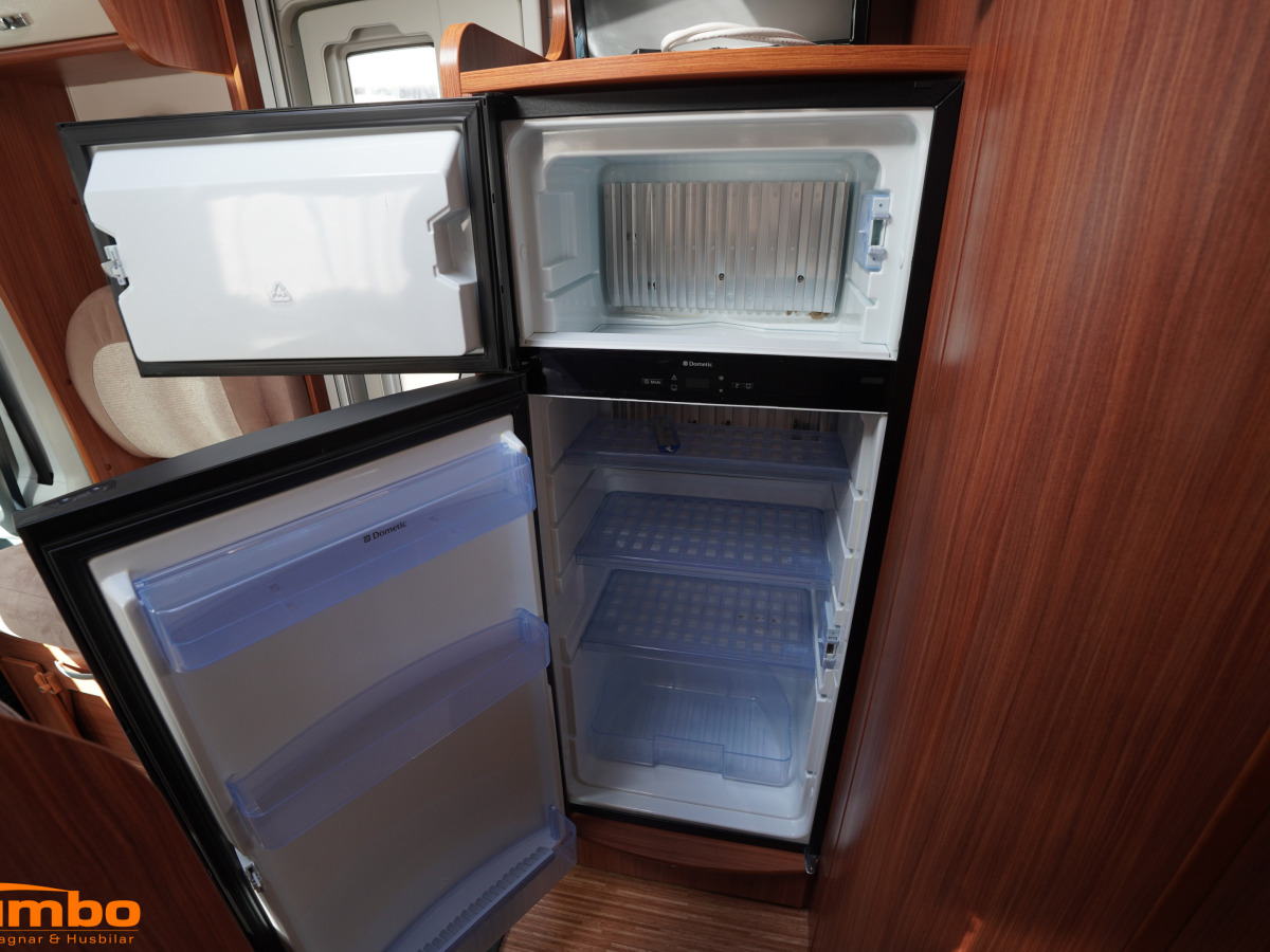 Adria CORAL S 670SL 158hk Kamkedja, bild 9 av 23