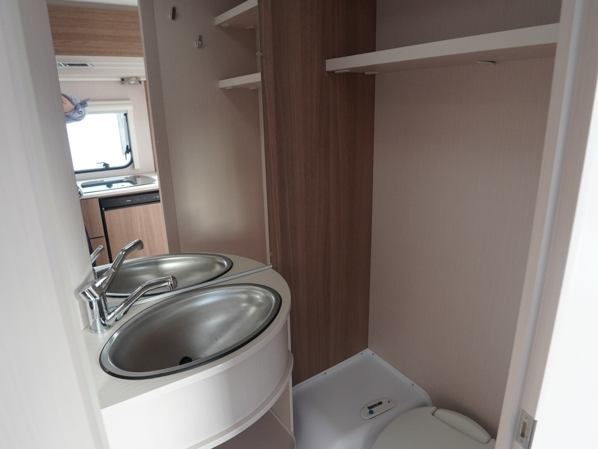 Dethleffs cjoy 460 LE, bild 9 av 16