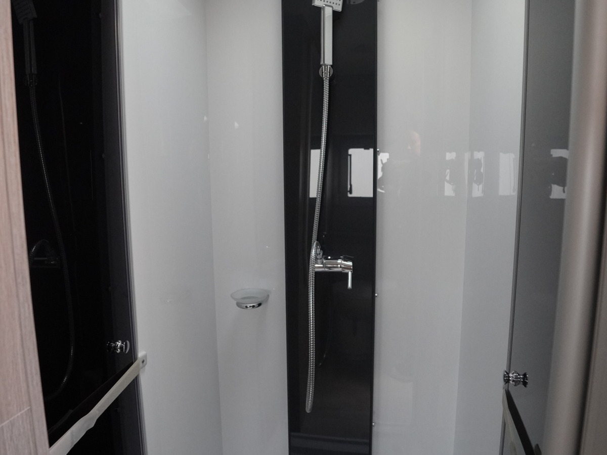 Chausson 630 FLASH Dieselvärmare 170hk Solcell, bild 11 av 20