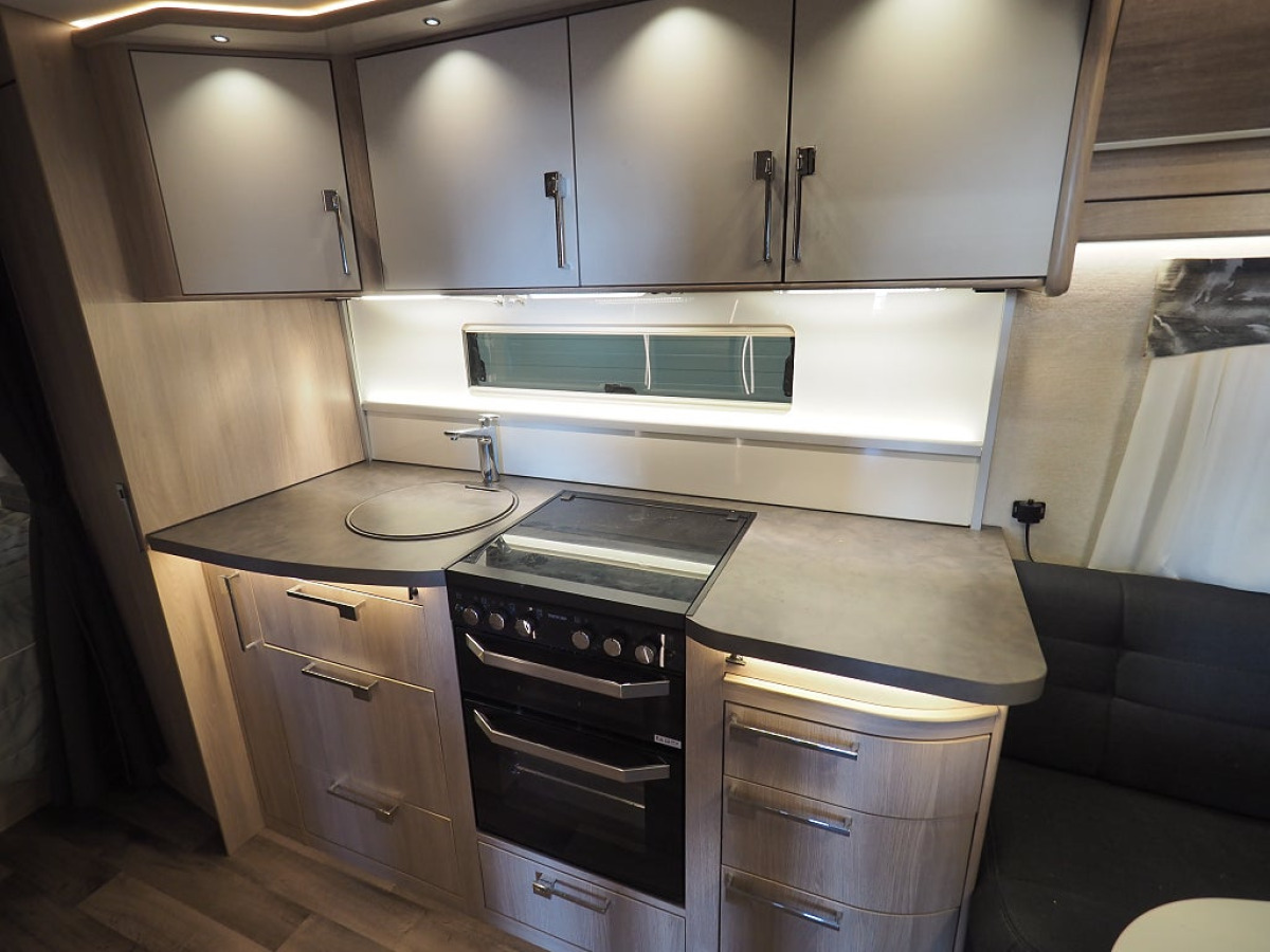 Kabe Royal 600 XL KS ALDE I Takmarkis Solcell, bild 10 av 13