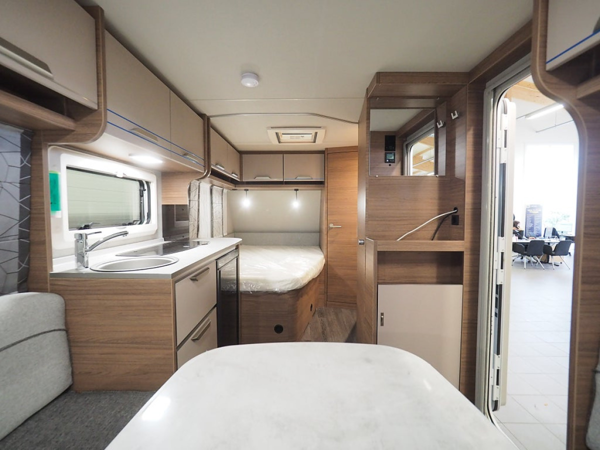Knaus Sport 450 FU Mässerbjudande 1706-/mån I Design-Paket, bild 11 av 20