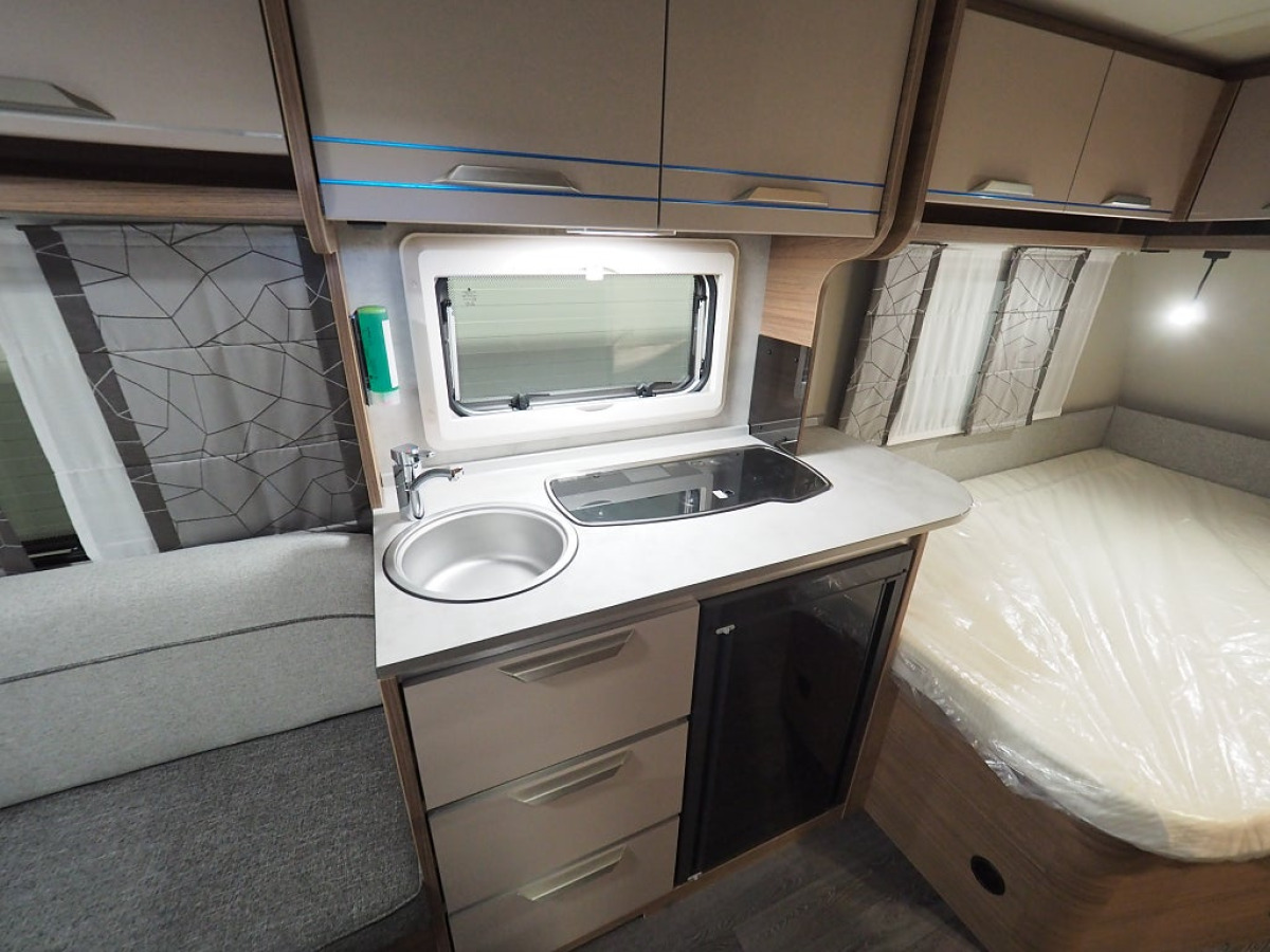 Knaus Sport 450 FU Mässerbjudande 1706-/mån I Design-Paket, bild 13 av 20