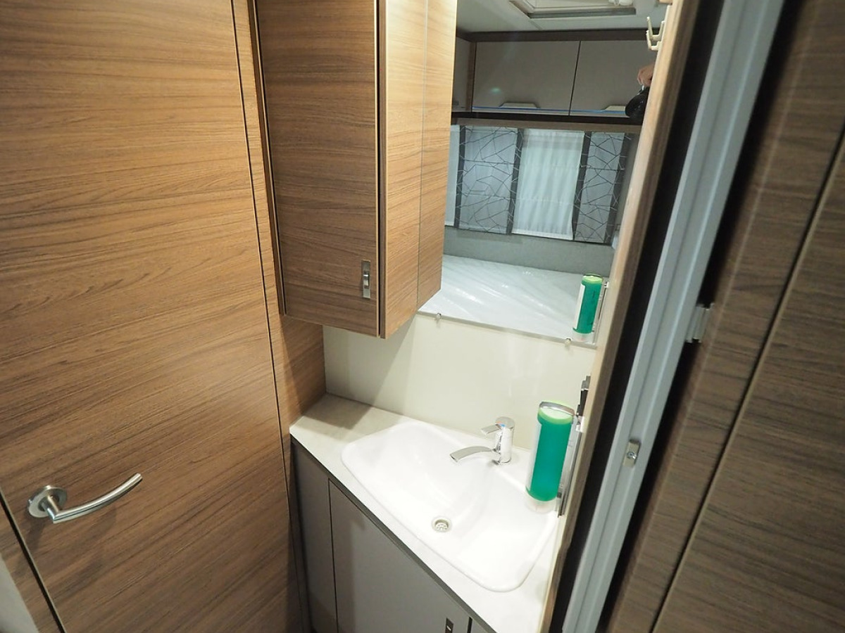 Knaus Sport 450 FU Mässerbjudande 1706-/mån I Design-Paket, bild 16 av 20