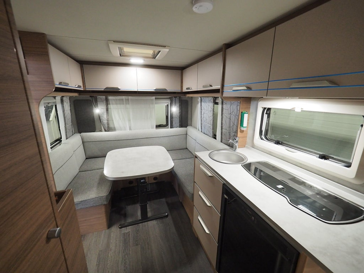 Knaus Sport 450 FU Mässerbjudande 1706-/mån I Design-Paket, bild 18 av 20