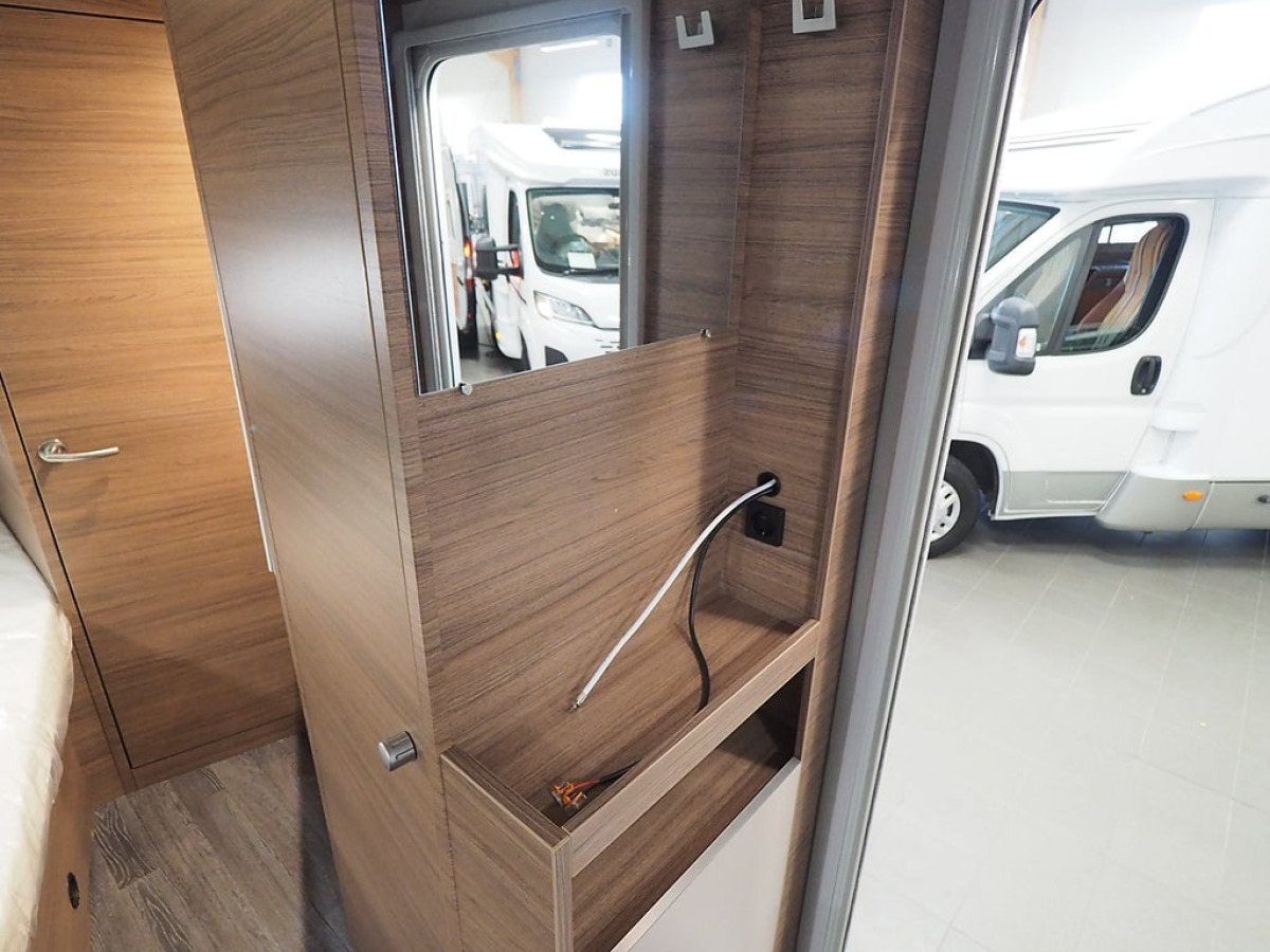 Knaus Sport 450 FU Mässerbjudande 1706-/mån I Design-Paket, bild 19 av 20