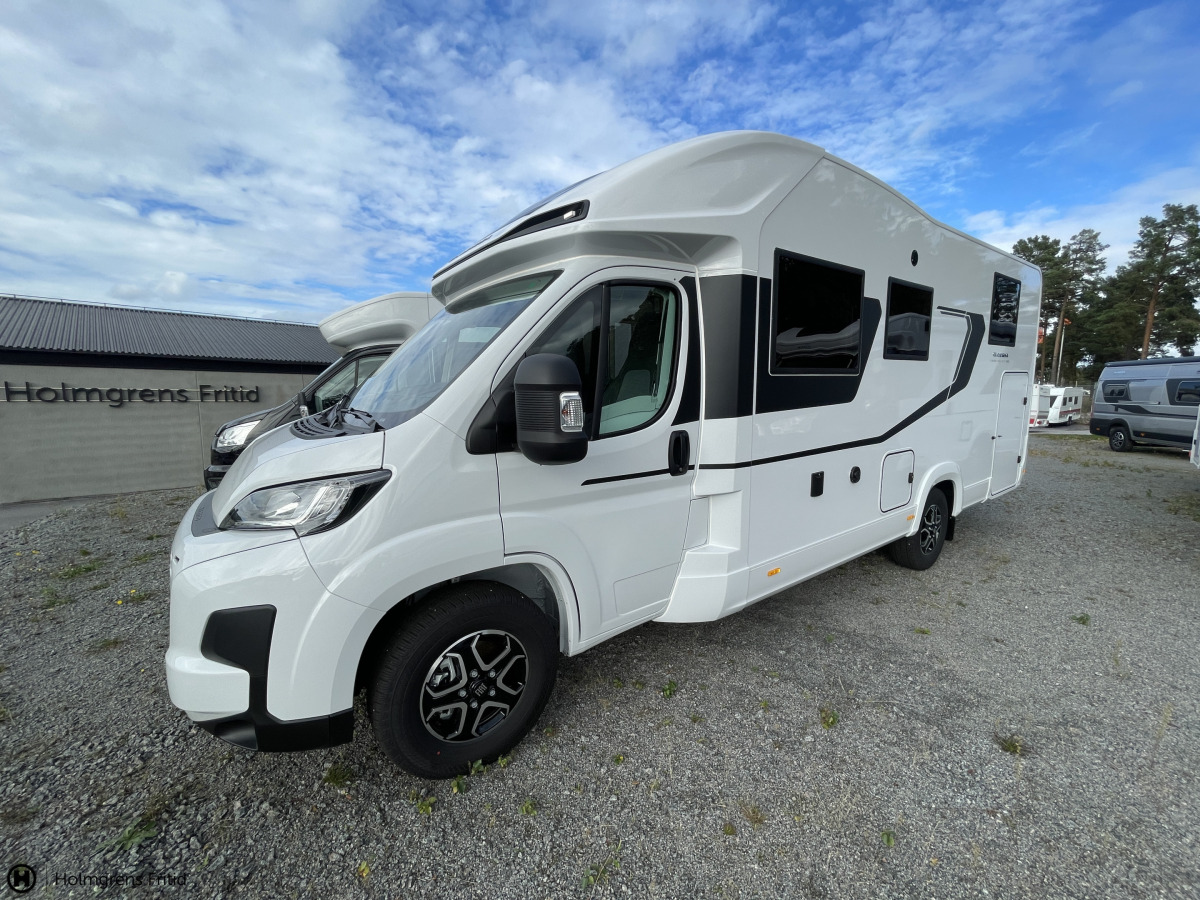 Adria CORAL SELECT 670 SL TRUMA DIESEL SUNROOF LÅNGBÄDDAR, bild 6 av 29