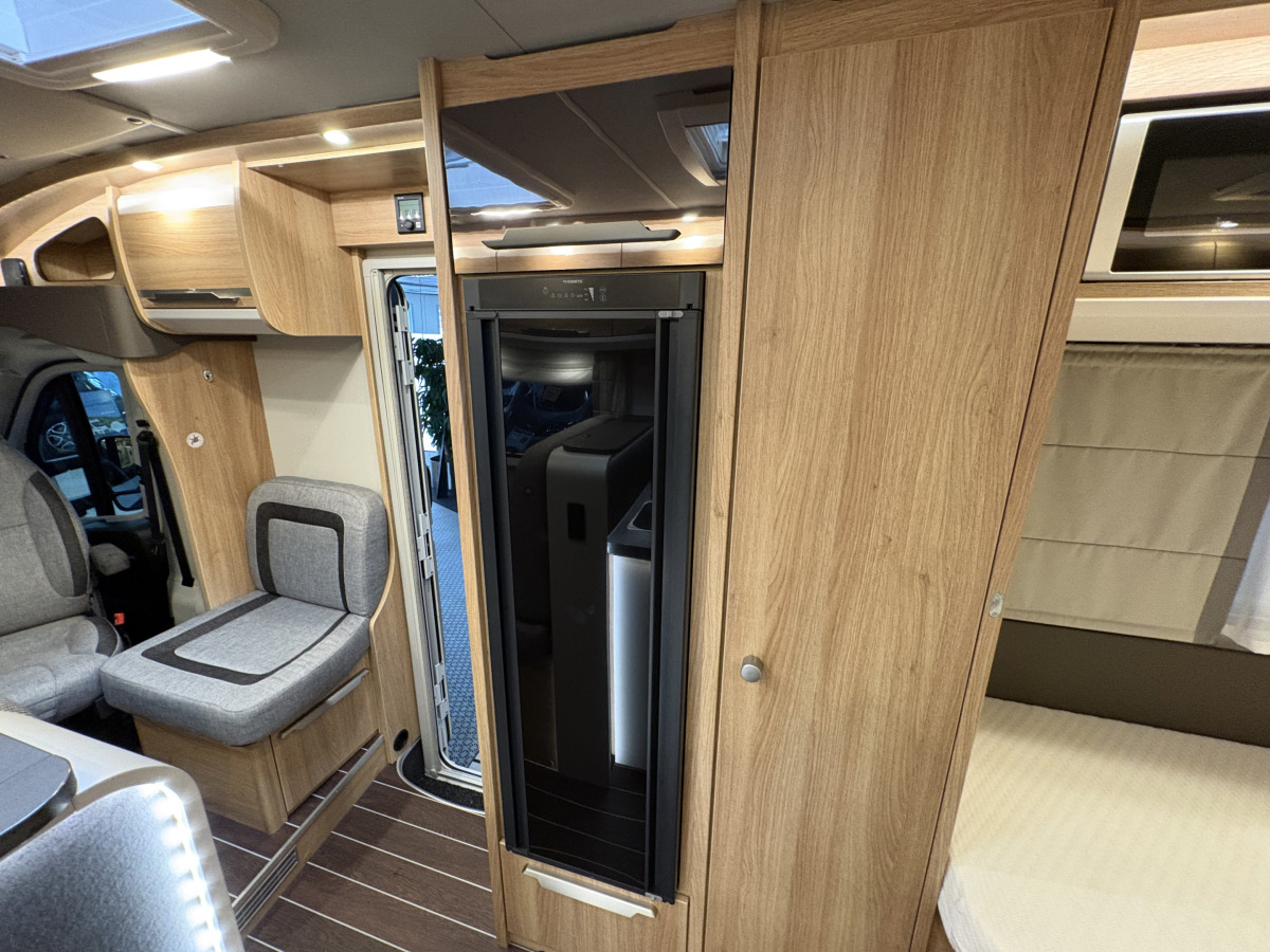 Knaus Sky TI Platinum Selection 700 MEB TOA BAK, bild 8 av 17