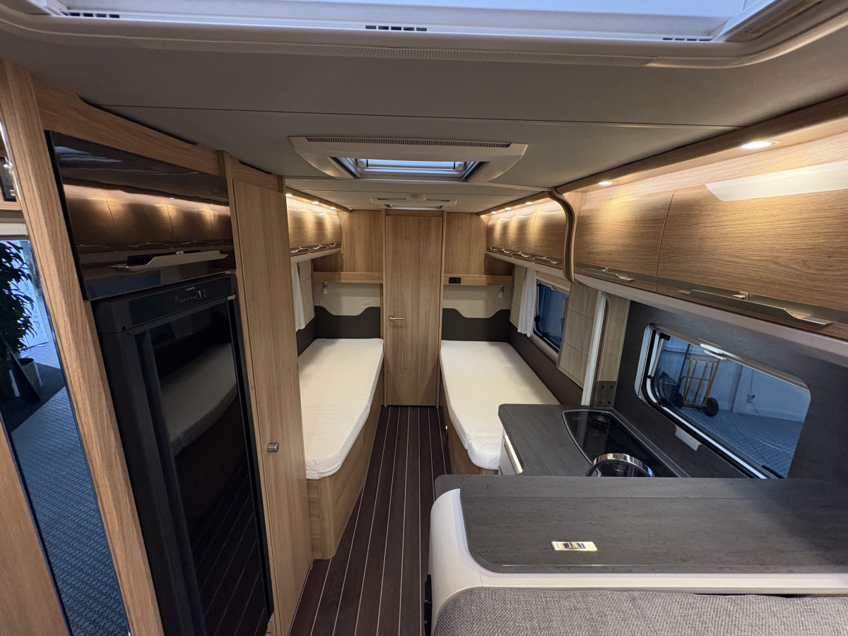 Knaus Sky TI Platinum Selection 700 MEB TOA BAK, bild 12 av 17