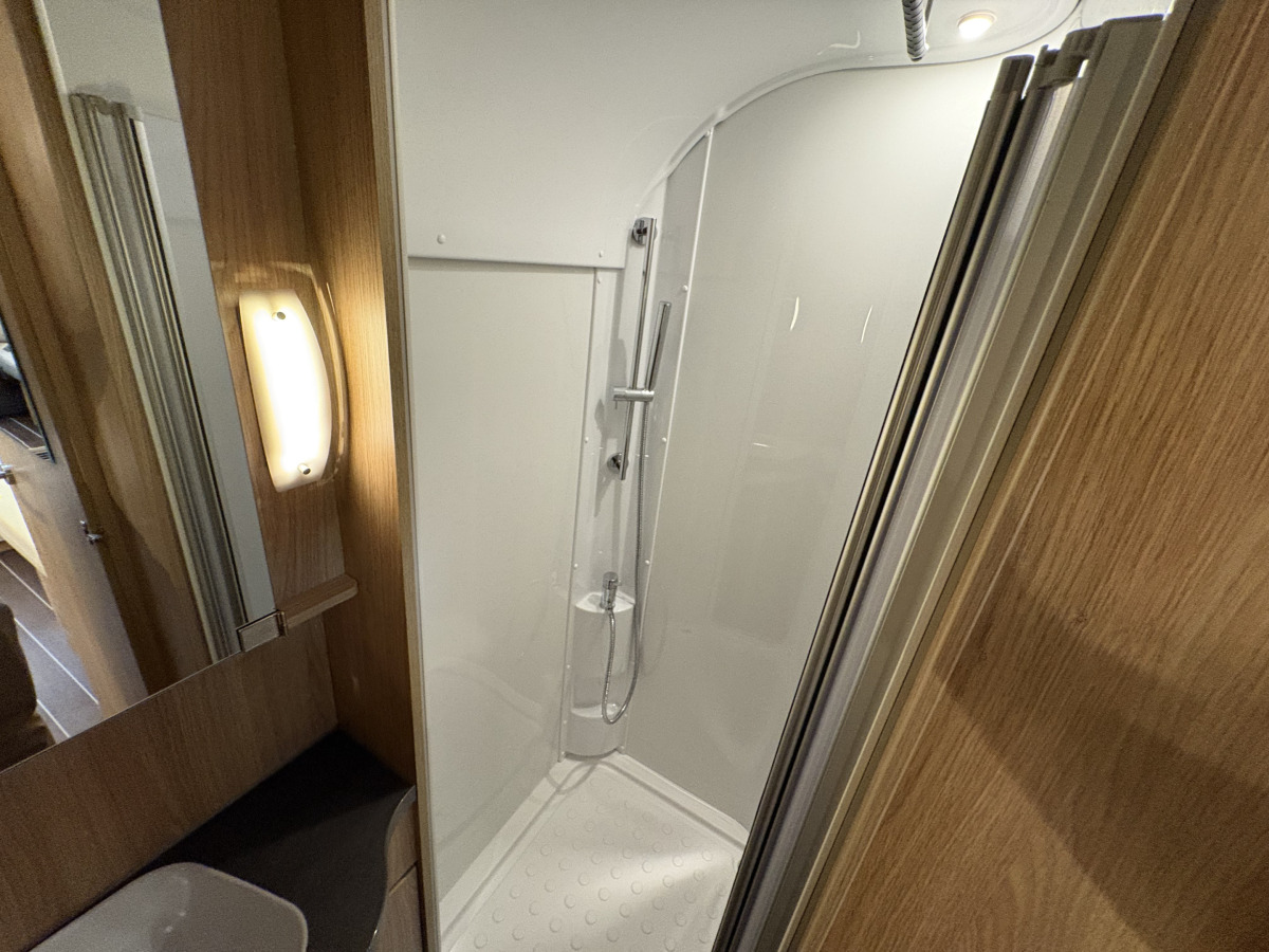 Knaus Sky TI Platinum Selection 700 MEB TOA BAK, bild 15 av 17