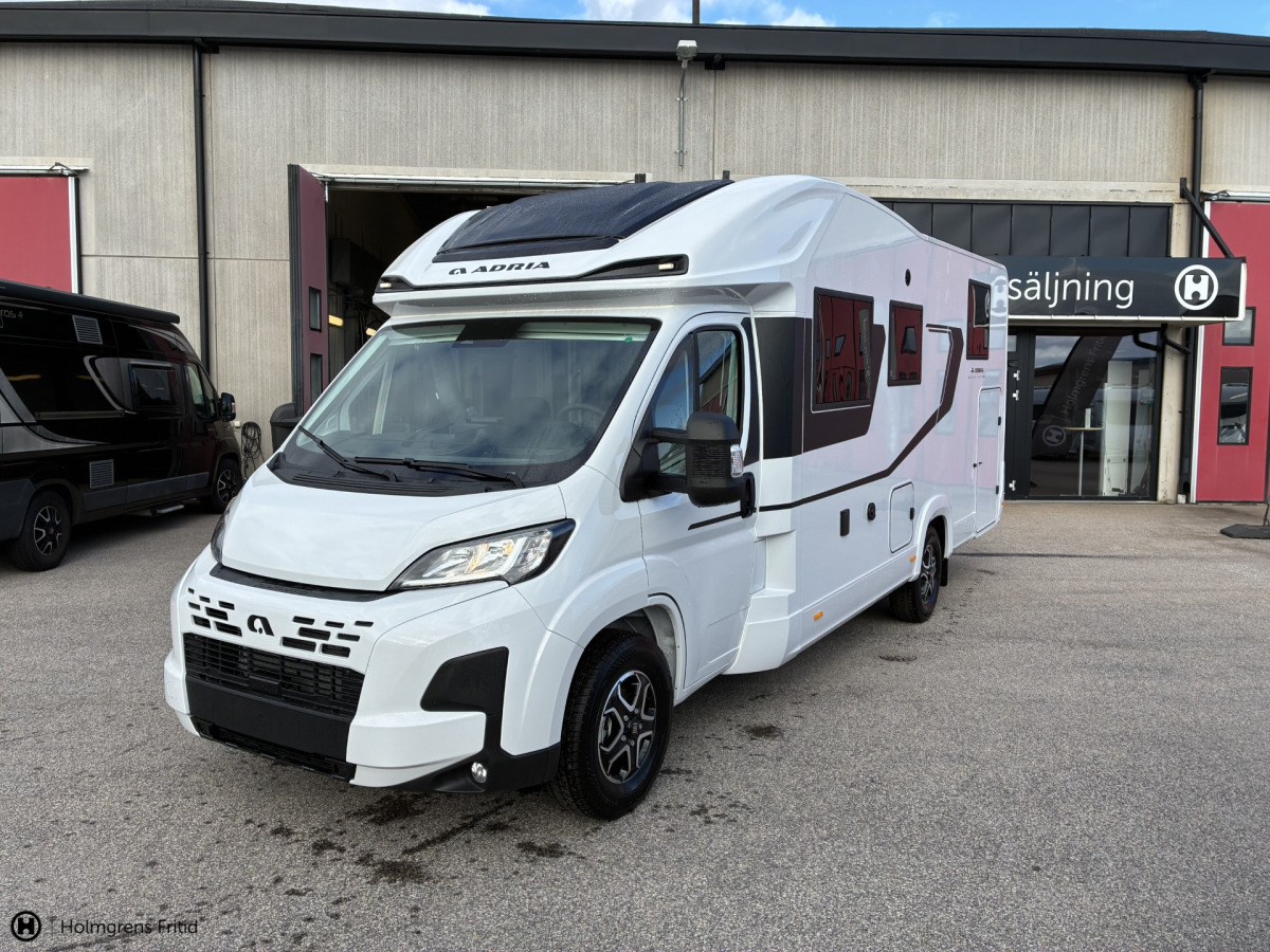 Adria MATRIX SELECT 670 SL - 5 bältade platser, bild 4 av 15