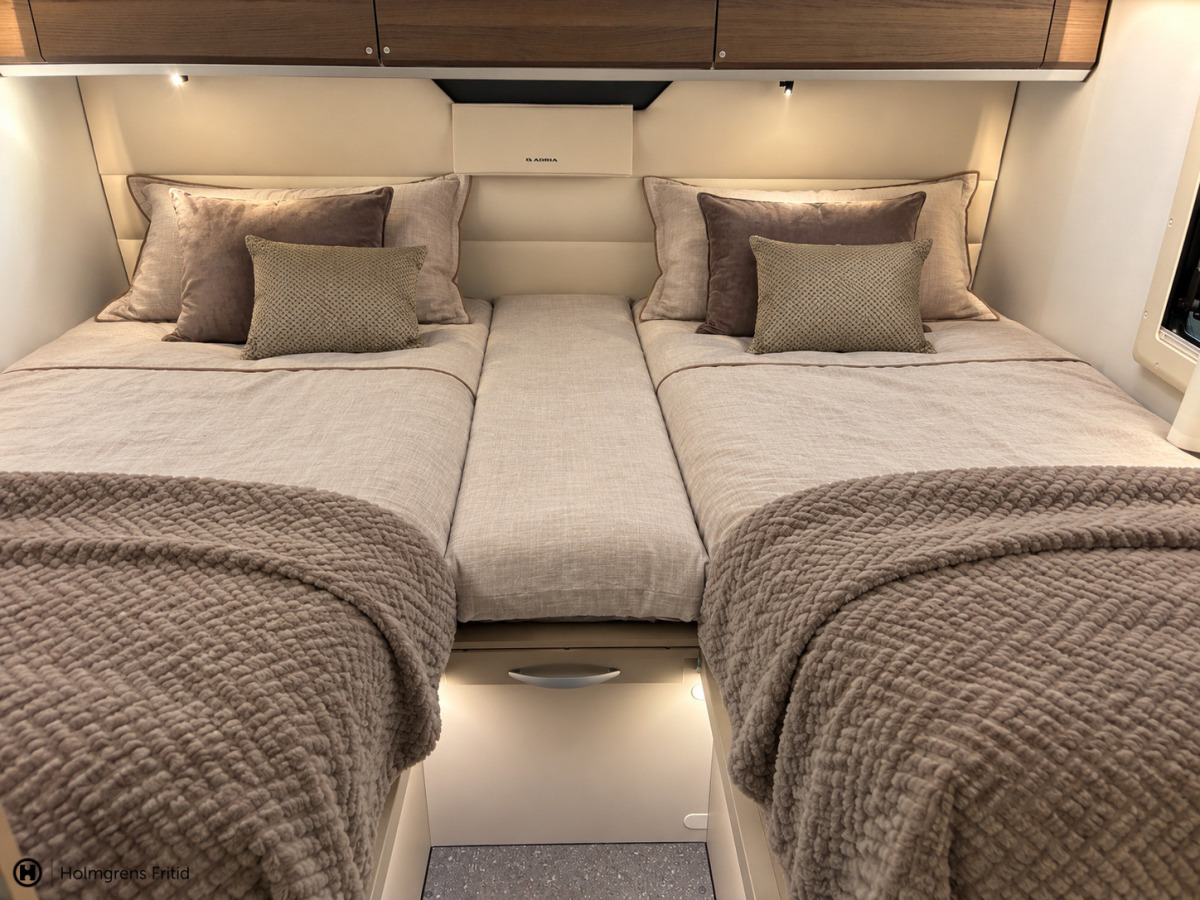 Adria COMPACT SUPREME DL, bild 8 av 16