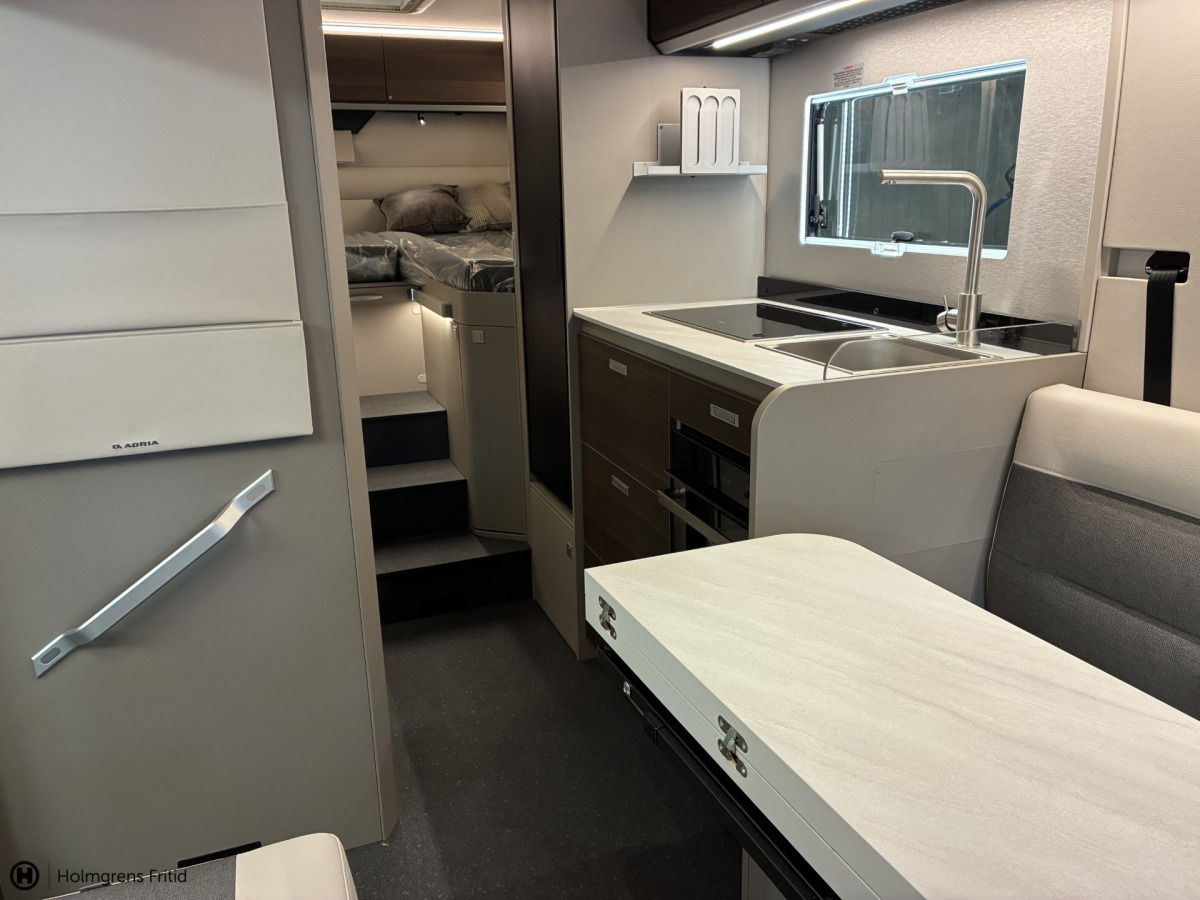 Adria COMPACT SUPREME DL, bild 10 av 16