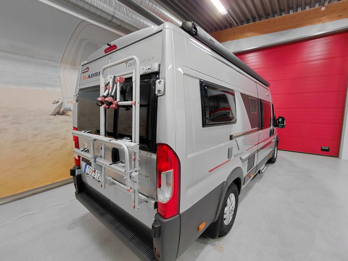 Adria TWIN 640 SLX, bild 2 av 10