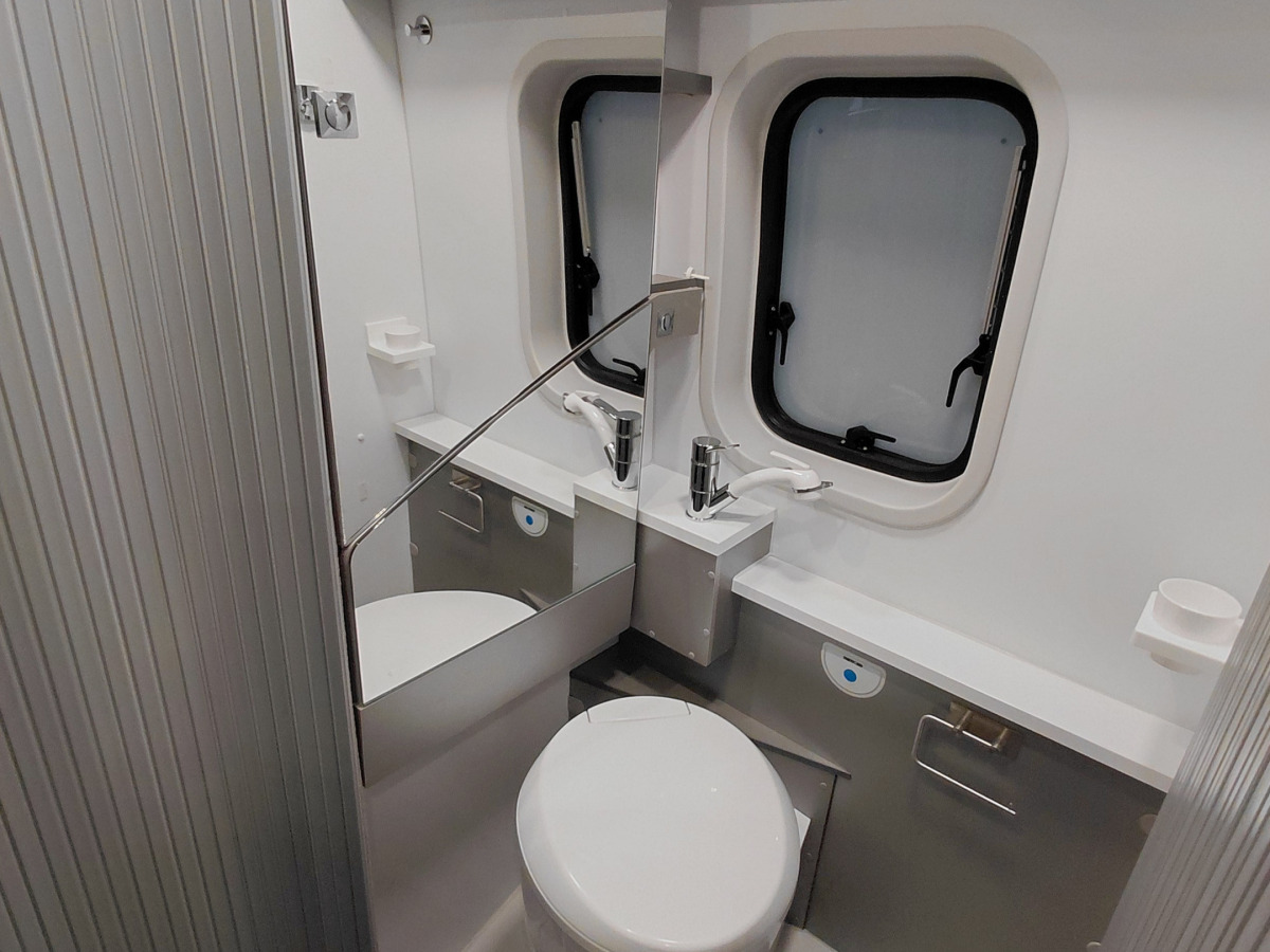 Adria TWIN 640 SLX, bild 8 av 10