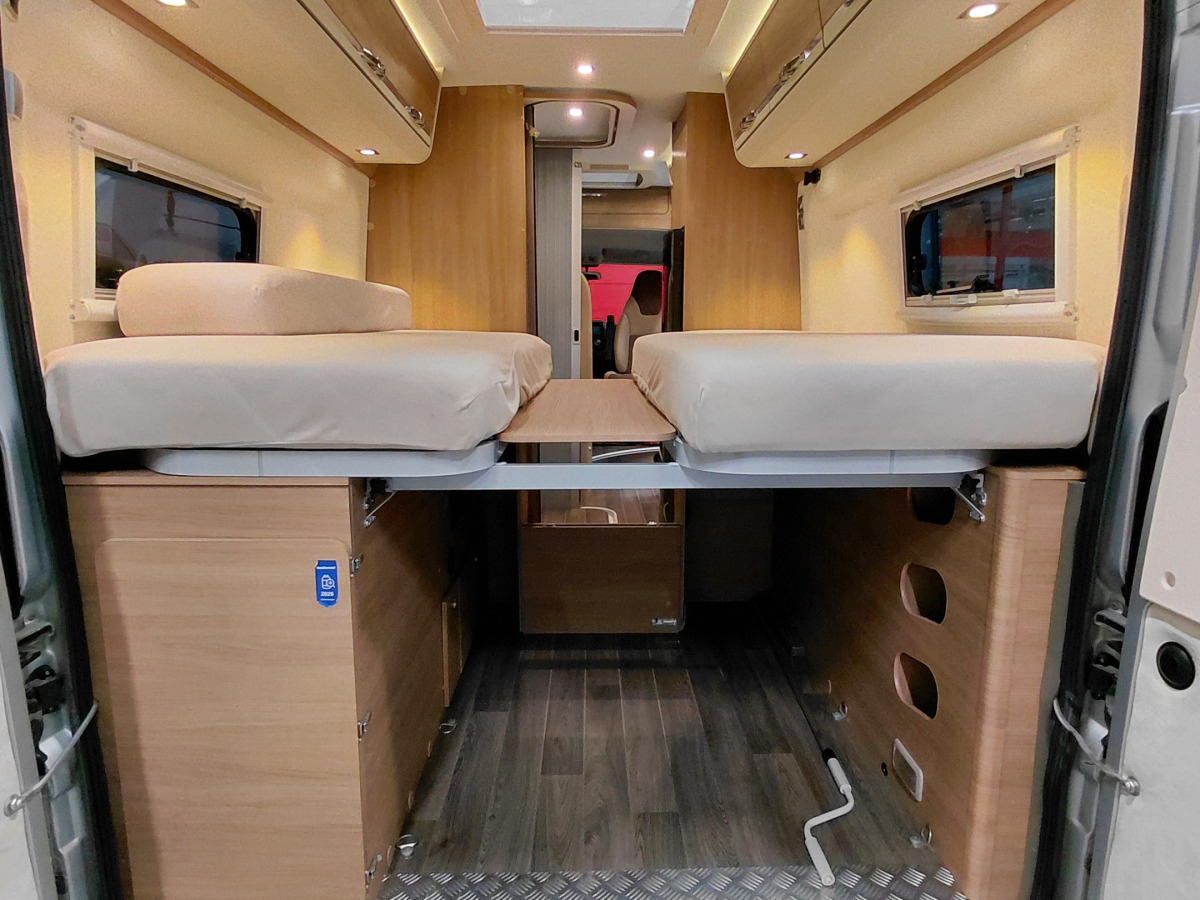 Adria TWIN 640 SLX, bild 10 av 10