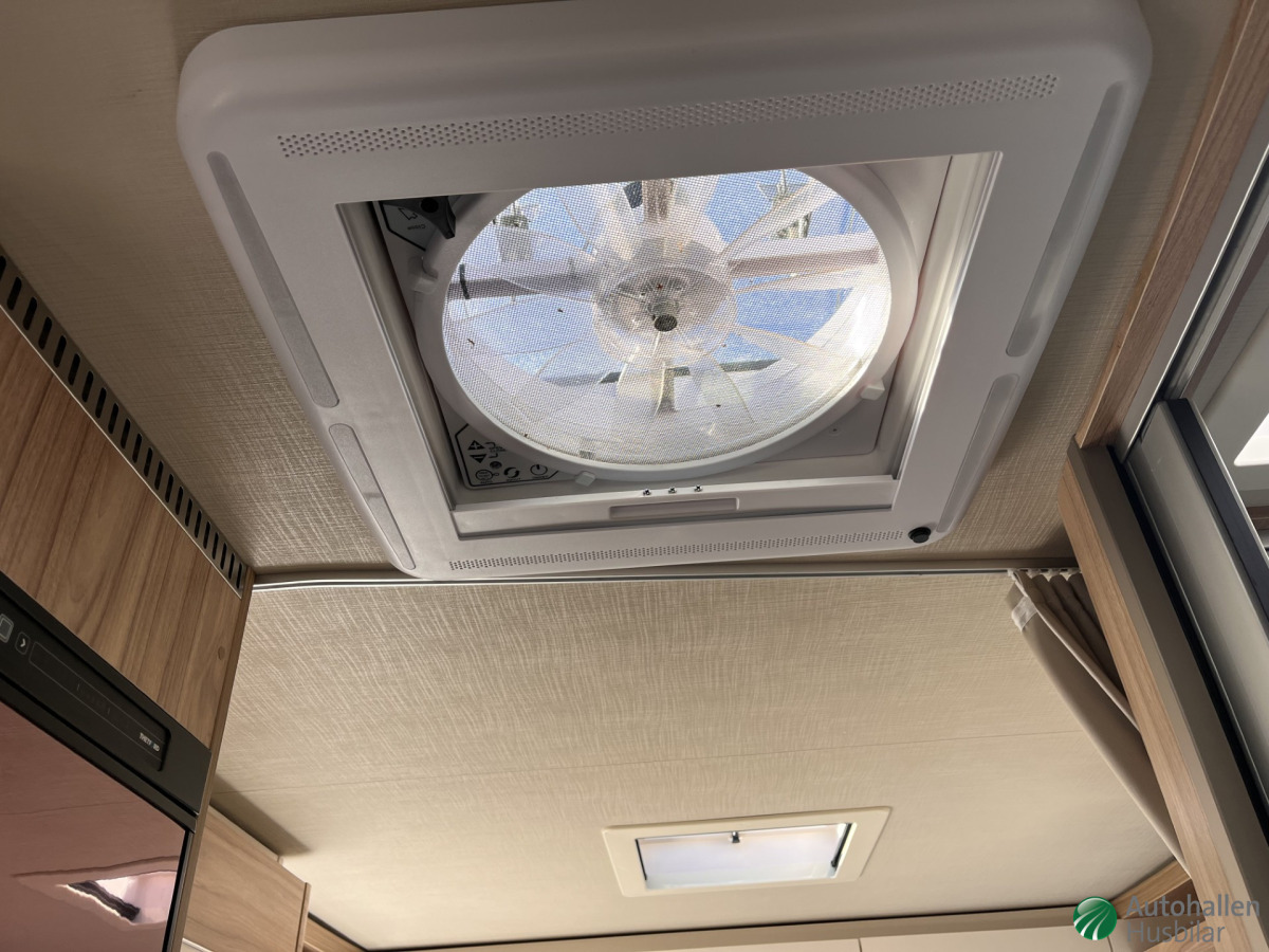 Hymer MLT 570 / Långbädd / Automat / Mercedes, bild 8 av 13