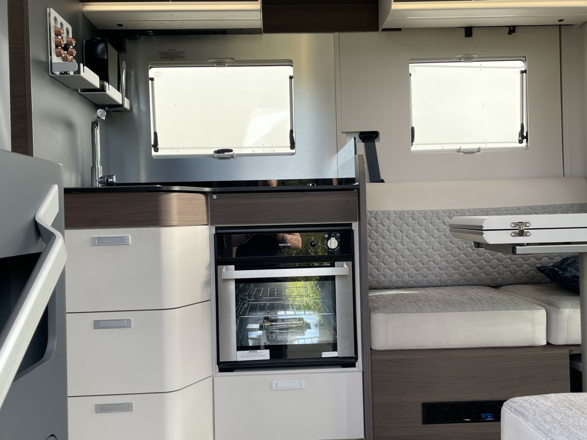 Adria MATRIX MB 670DC, bild 5 av 12