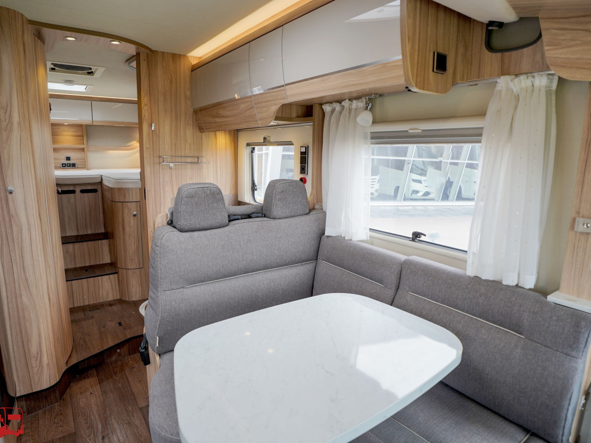 Hymer B 678 CL Långbäddar Automat ALDE KAMPANJ, bild 8 av 43