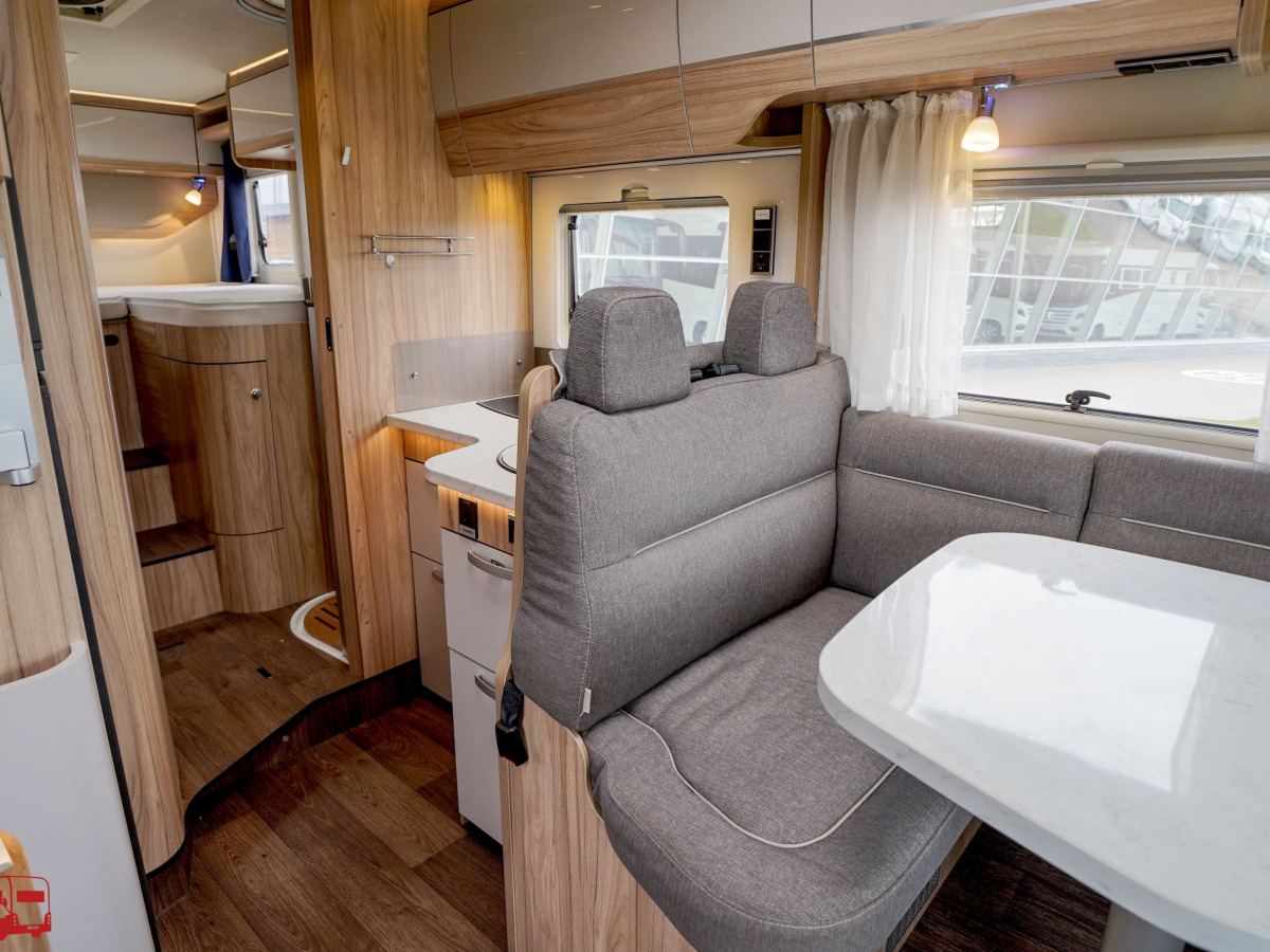 Hymer B 678 CL Långbäddar Automat ALDE KAMPANJ, bild 10 av 43