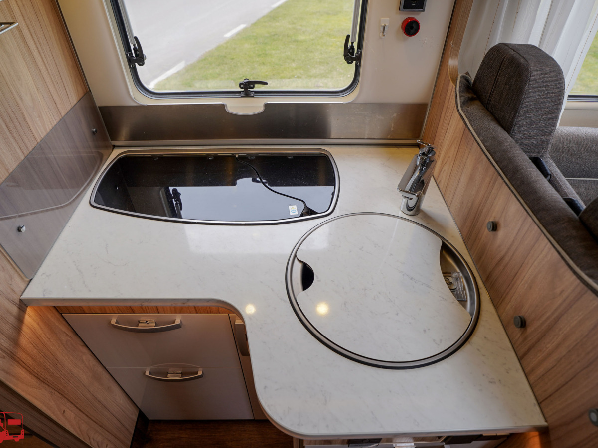 Hymer B 678 CL Långbäddar Automat ALDE KAMPANJ, bild 11 av 43
