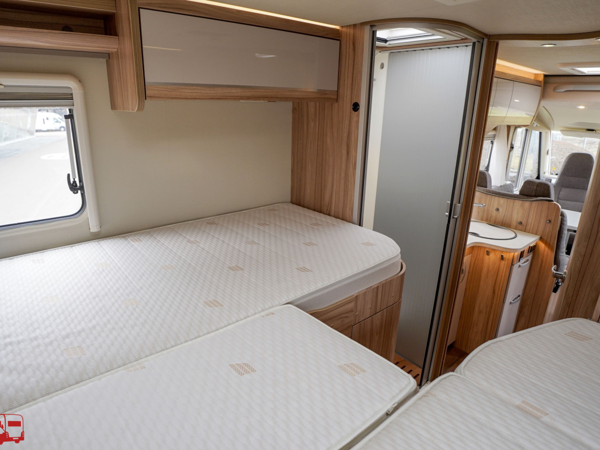 Hymer B 678 CL Långbäddar Automat ALDE KAMPANJ, bild 32 av 43