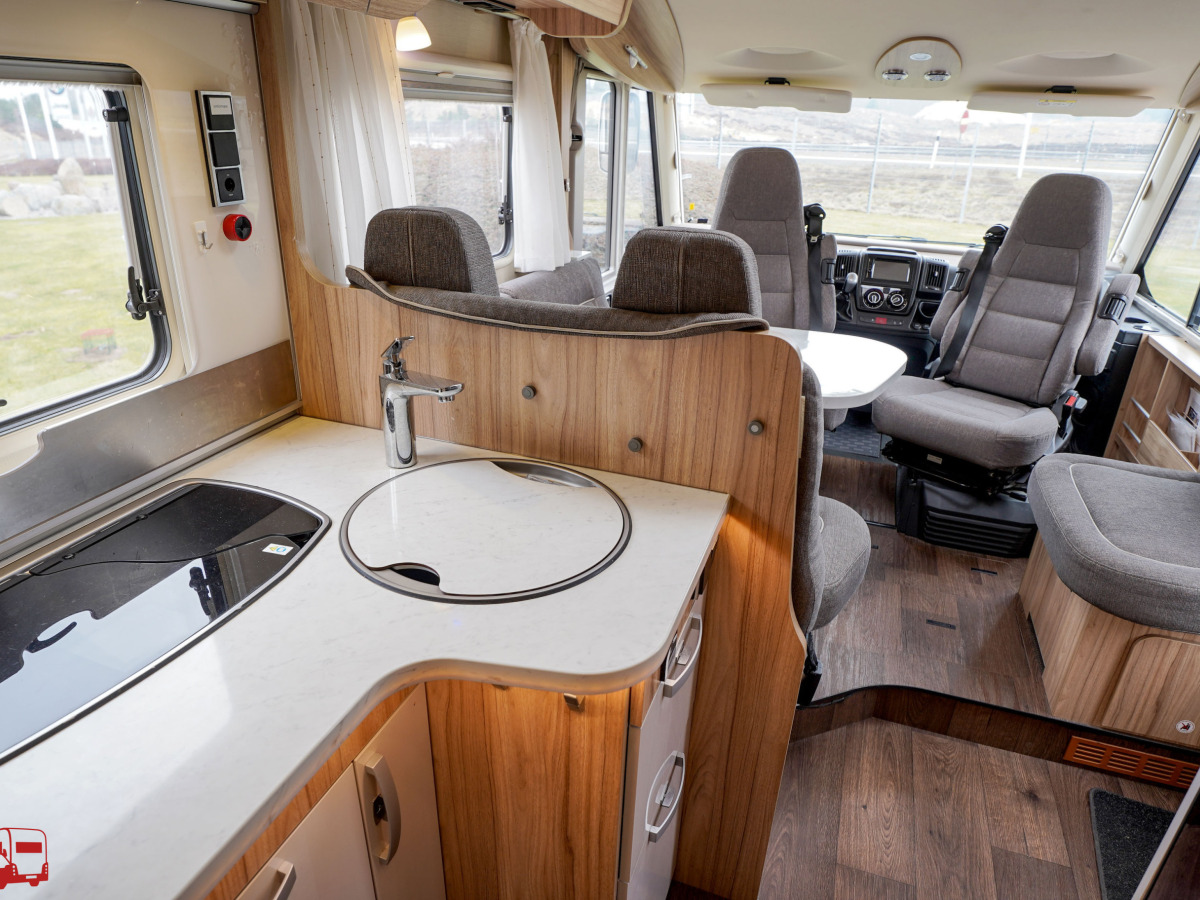 Hymer B 678 CL Långbäddar Automat ALDE KAMPANJ, bild 34 av 43