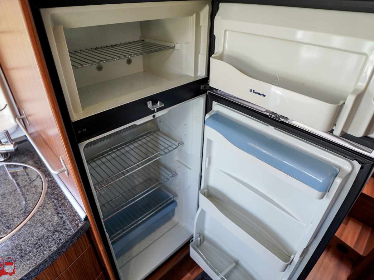 Hymer B 675 SL BEST-LINE Mercedes Automat Långbäddar, bild 31 av 42