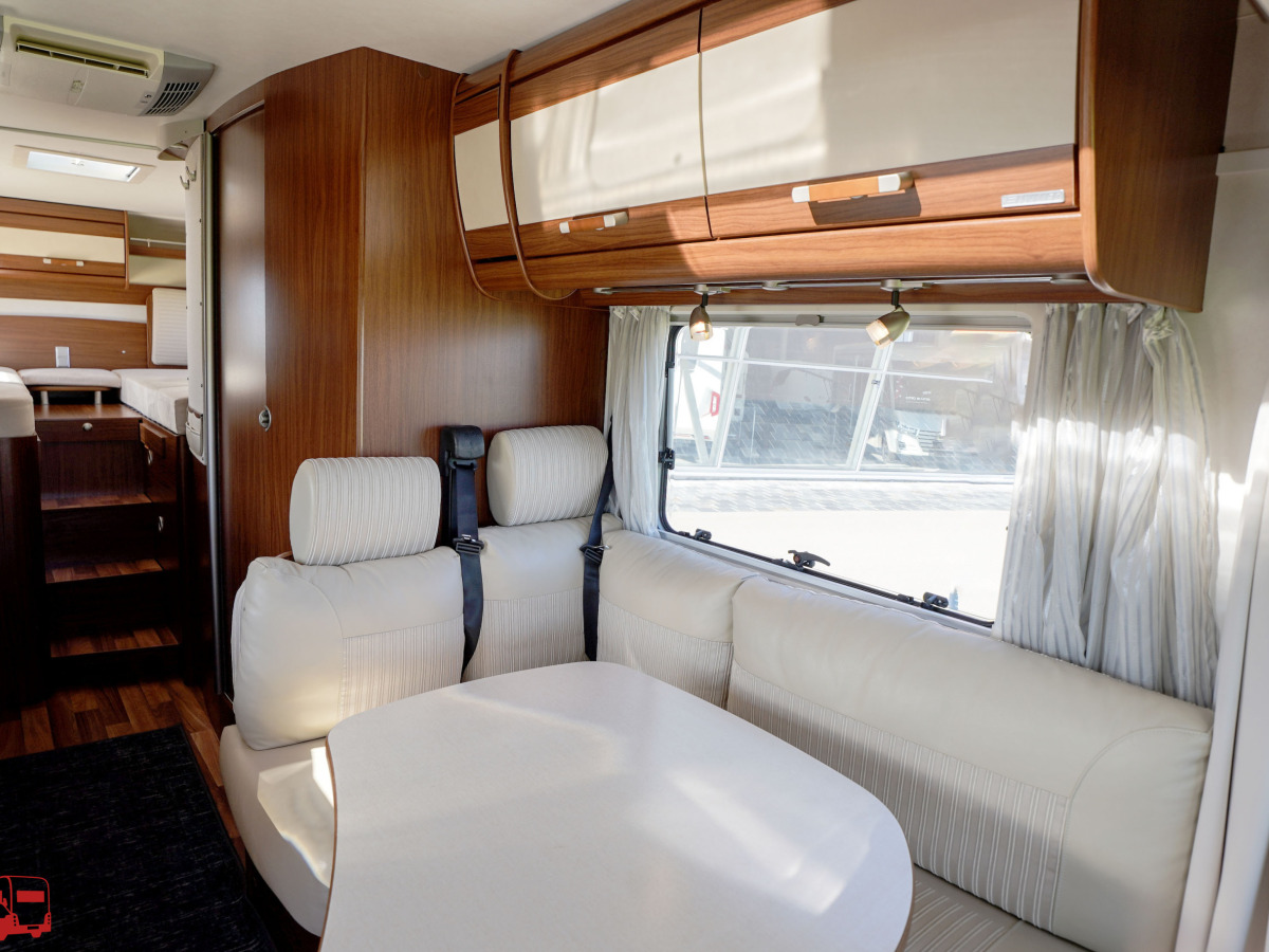 Hymer B 675 SL BEST-LINE Mercedes Automat Långbäddar, bild 7 av 42