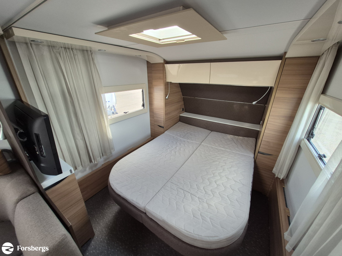 Adria Alpina 663 PT inkl. förtält - 3.95 ränta utökad garanti, bild 5 av 17