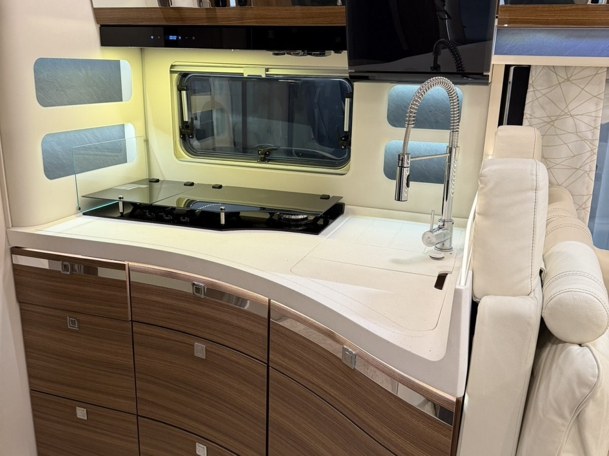 Eura Mobil INTEGRA 890 QB, bild 7 av 16